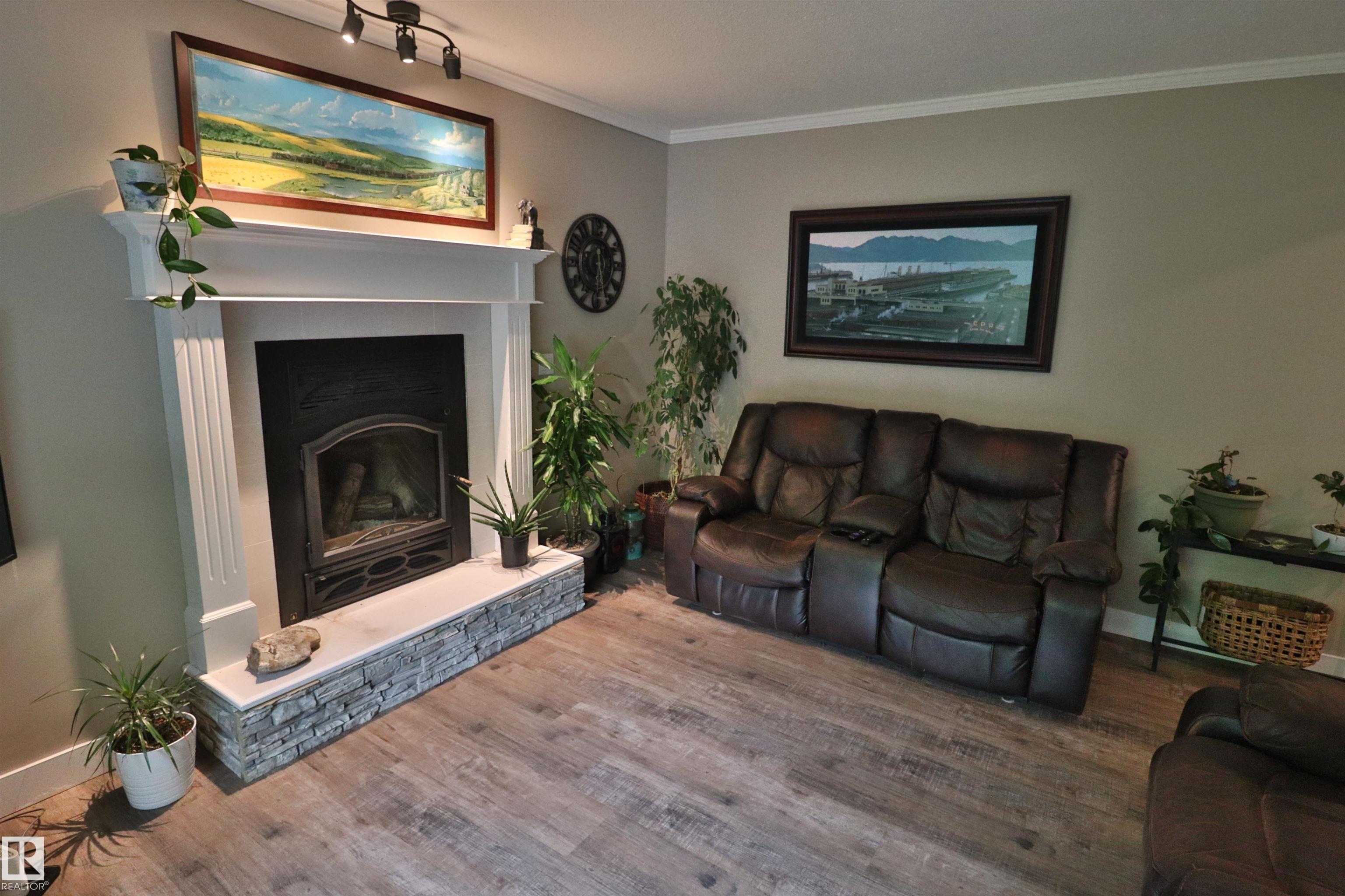 Photo 32 at 42 Alpaugh Crst, Leduc Estates, Leduc