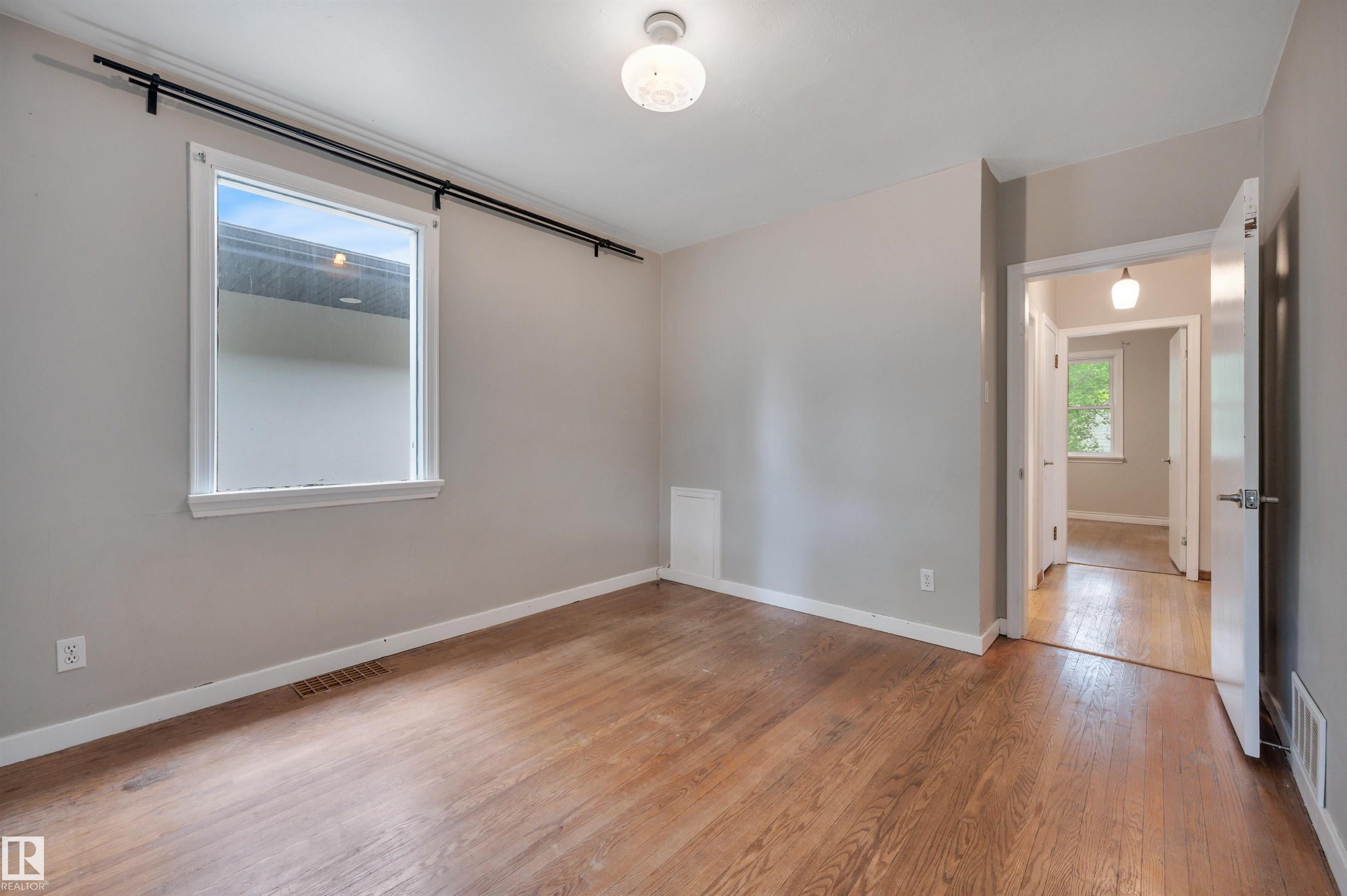 Photo 17 at 9624 77 Avenue NW, Ritchie, Edmonton