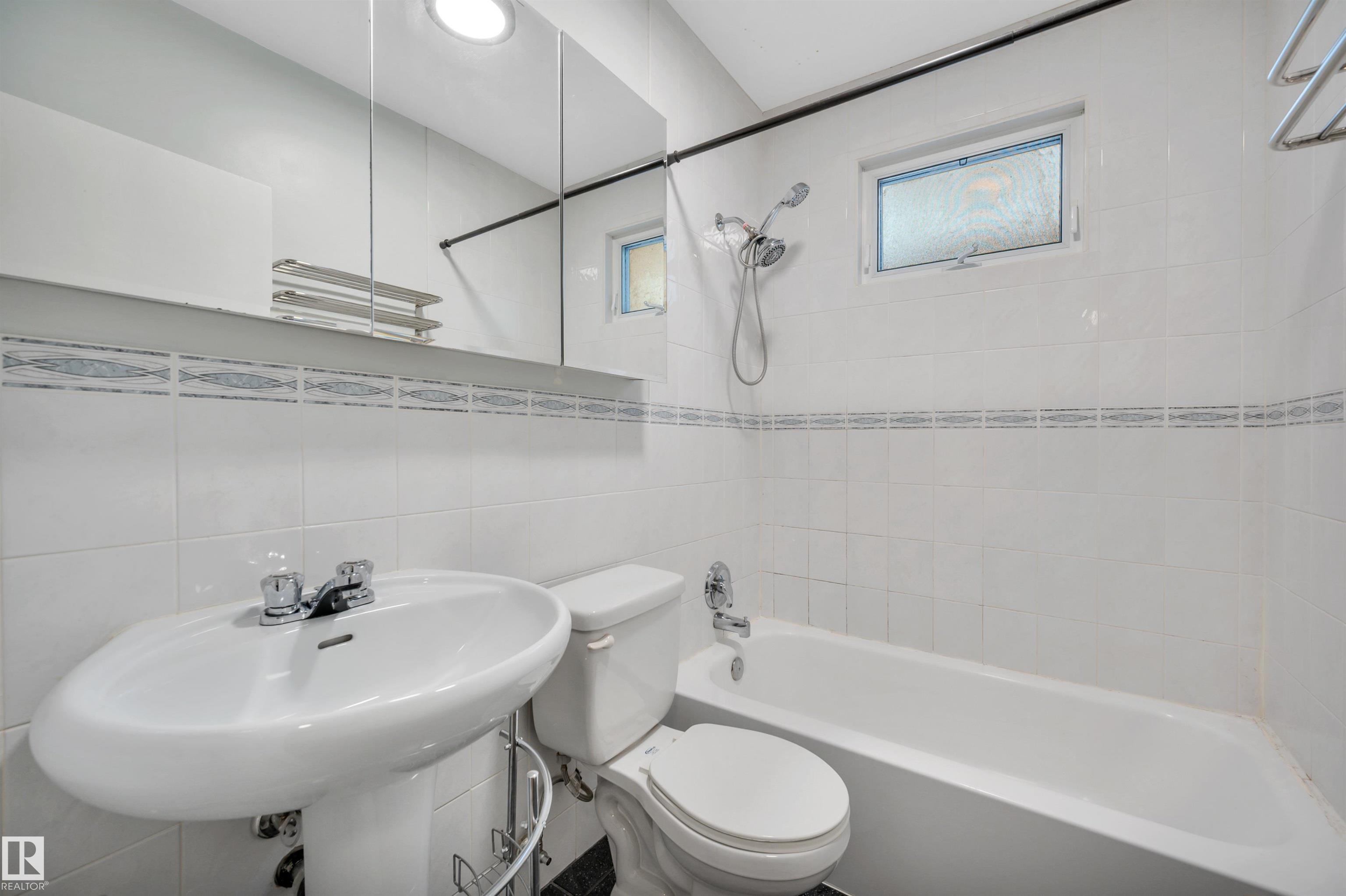Photo 18 at 9624 77 Avenue NW, Ritchie, Edmonton