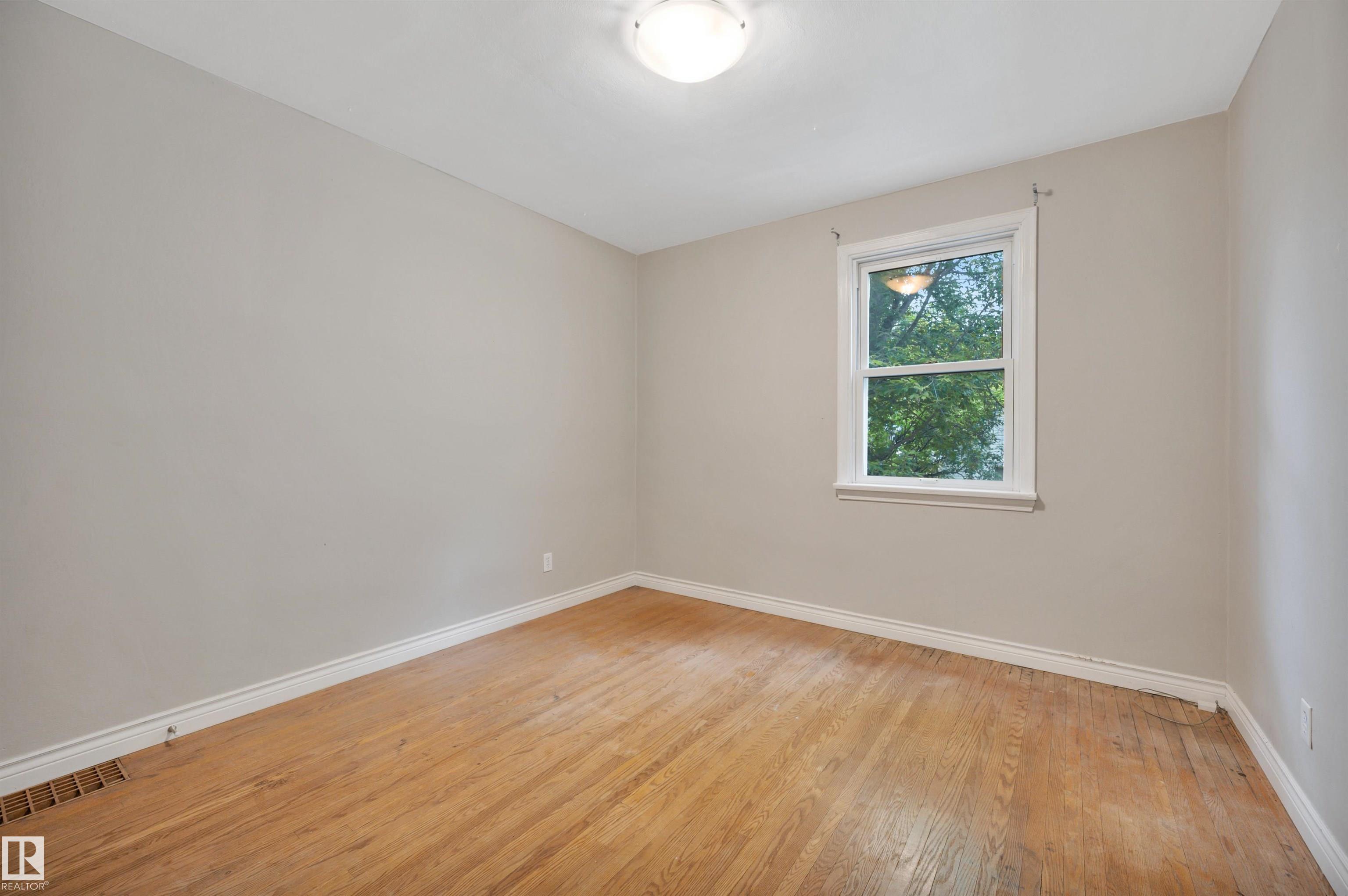 Photo 19 at 9624 77 Avenue NW, Ritchie, Edmonton