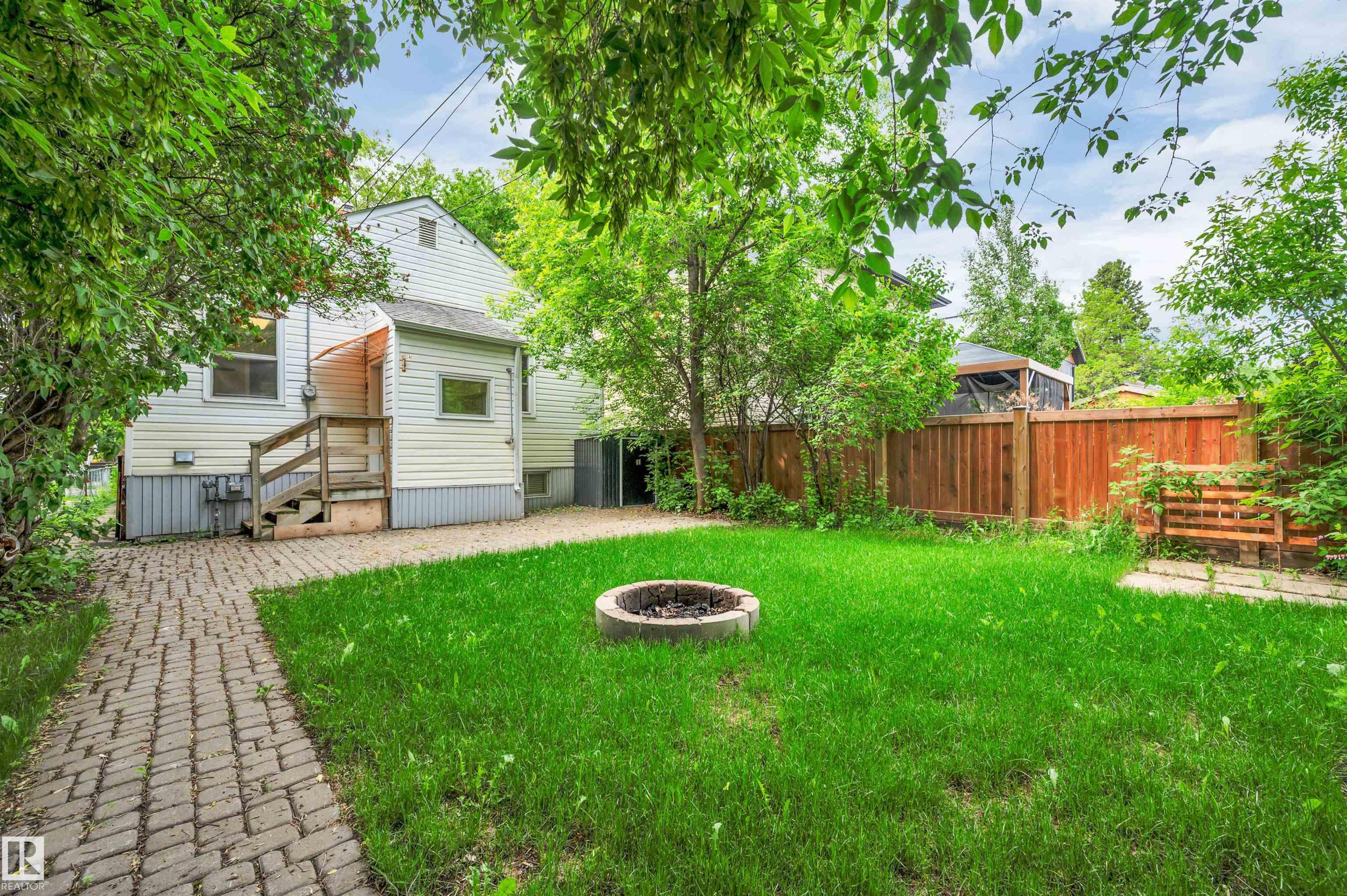 Photo 27 at 9624 77 Avenue NW, Ritchie, Edmonton