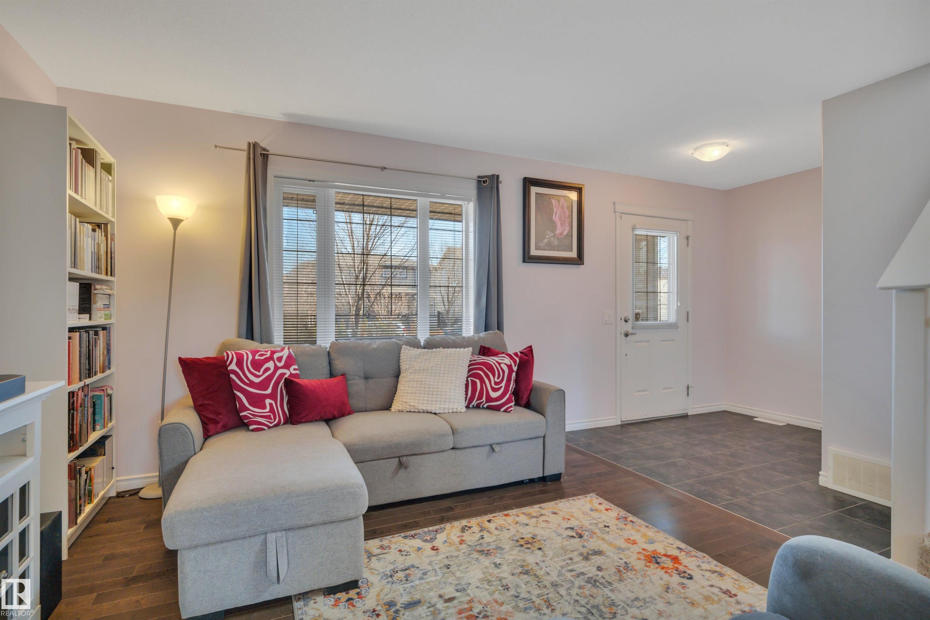 Photo 7 at 355 Secord Boulevard NW, Secord, Edmonton