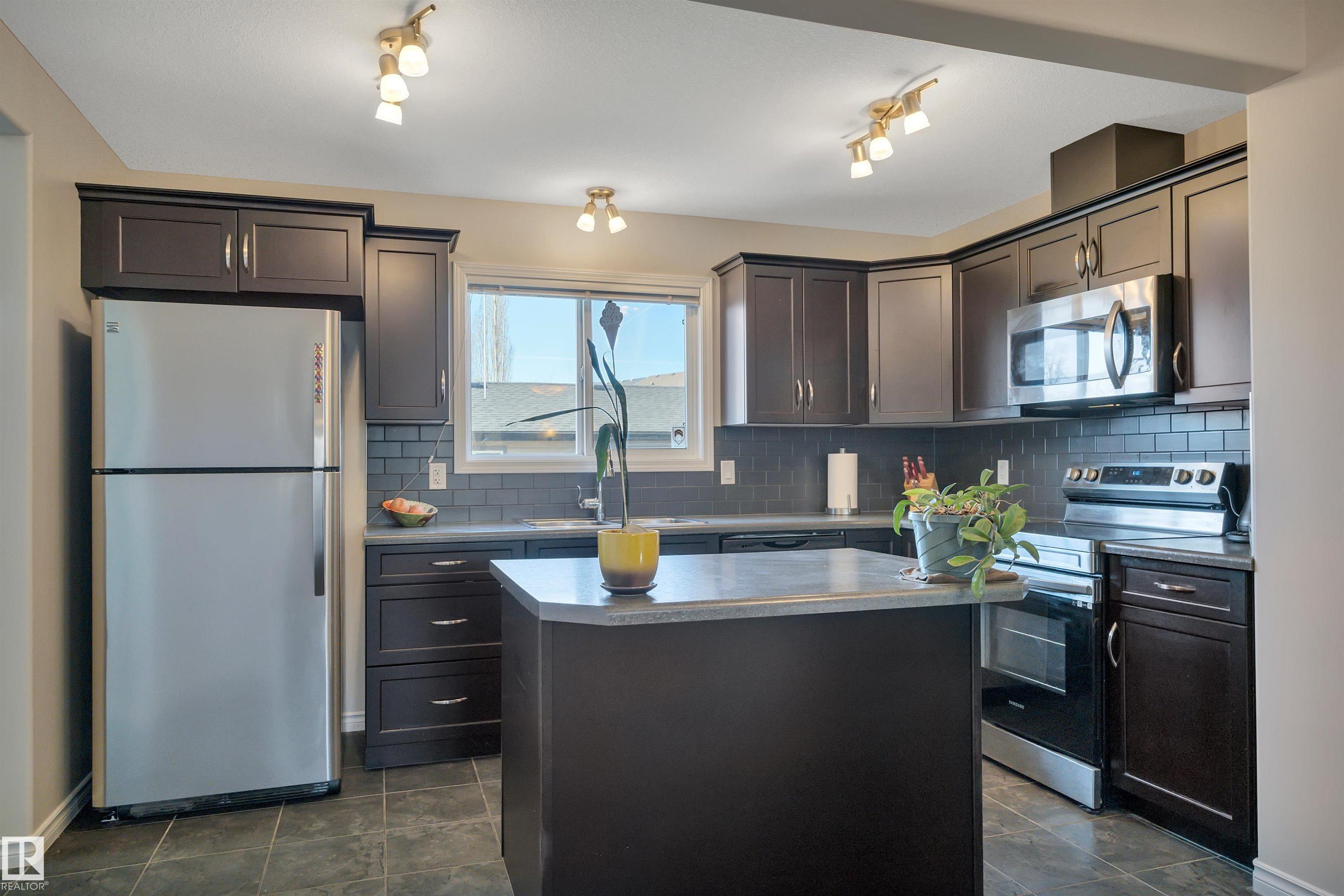 Photo 10 at 355 Secord Boulevard NW, Secord, Edmonton