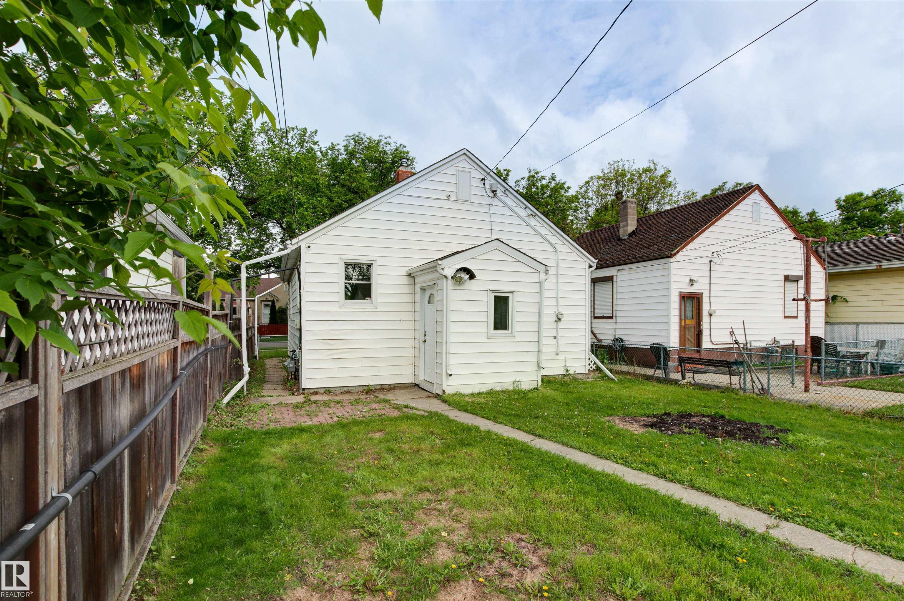 Photo 41 at 11605 91 Street NW, Alberta Avenue, Edmonton