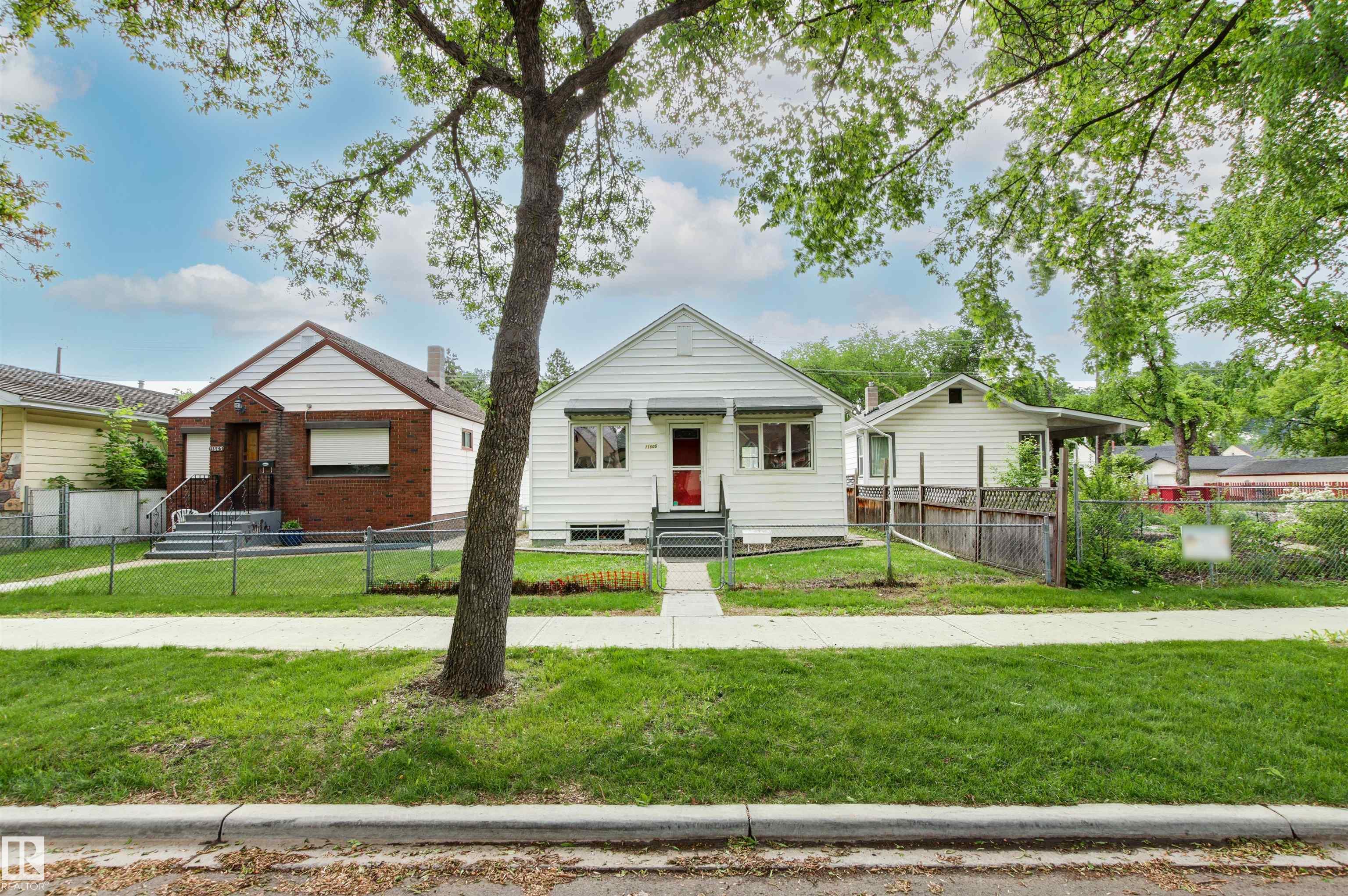 Photo 46 at 11605 91 Street NW, Alberta Avenue, Edmonton