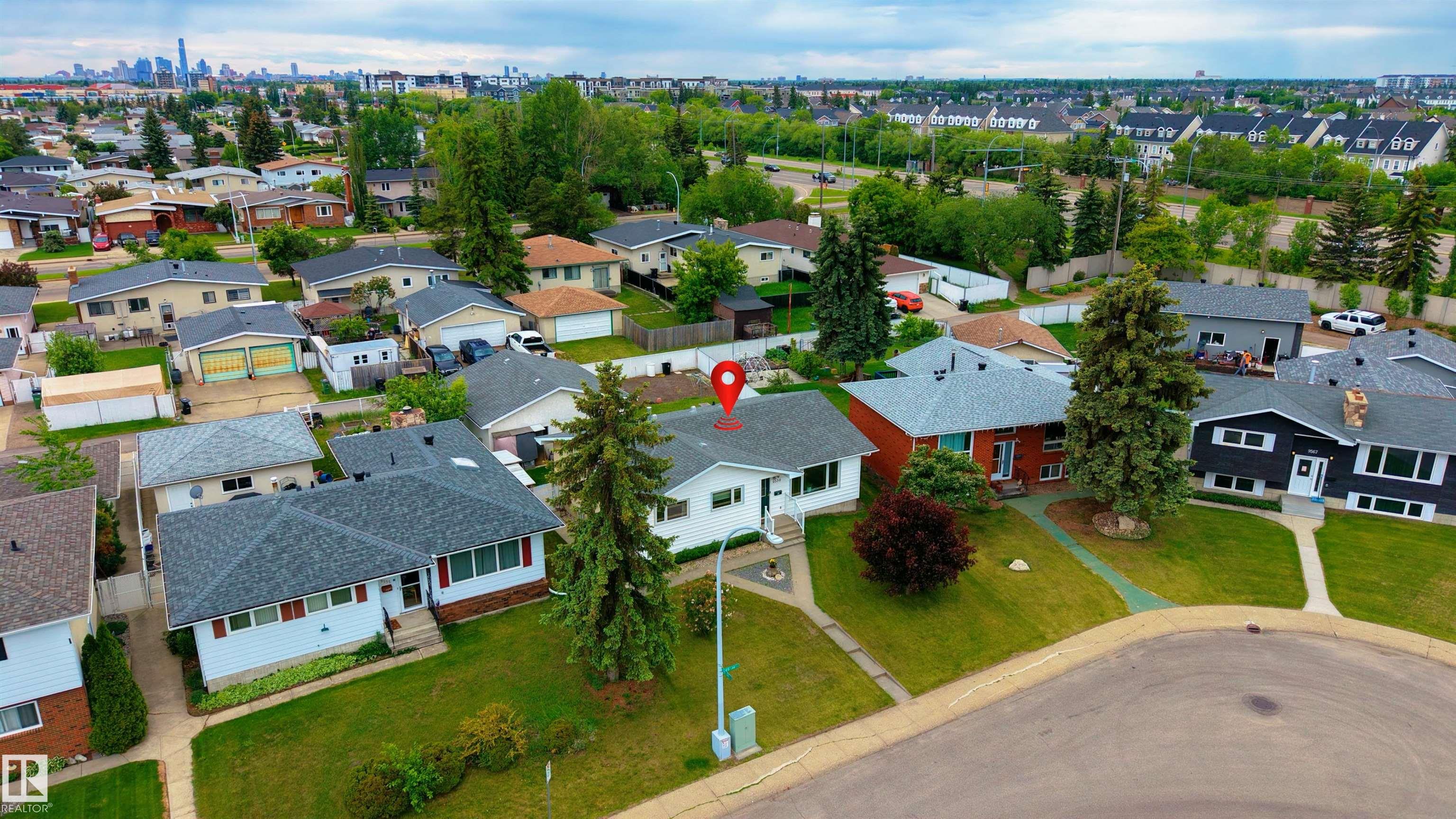 Photo 57 at 9559 145 Avenue NW, Evansdale, Edmonton