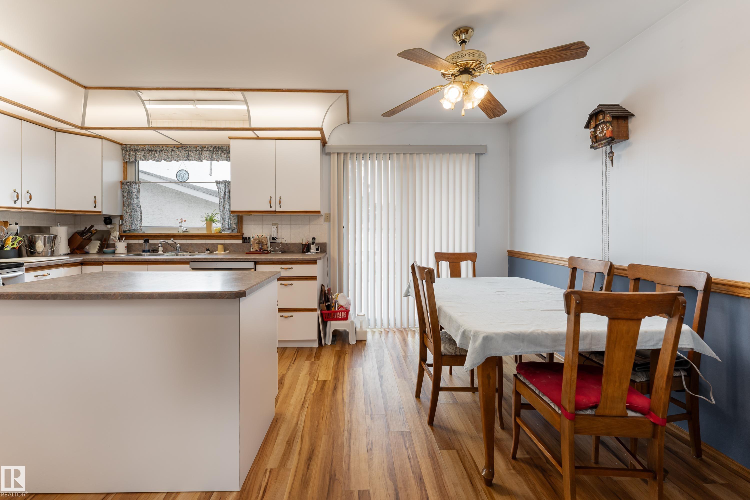 Photo 9 at 9559 145 Avenue NW, Evansdale, Edmonton