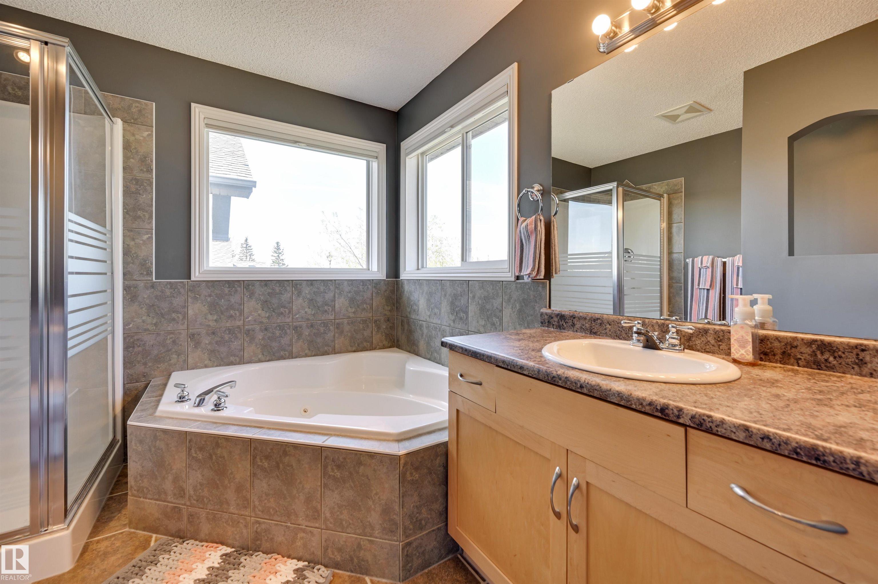 Photo 28 at 2208 Baker Close SW, Blackmud Creek, Edmonton