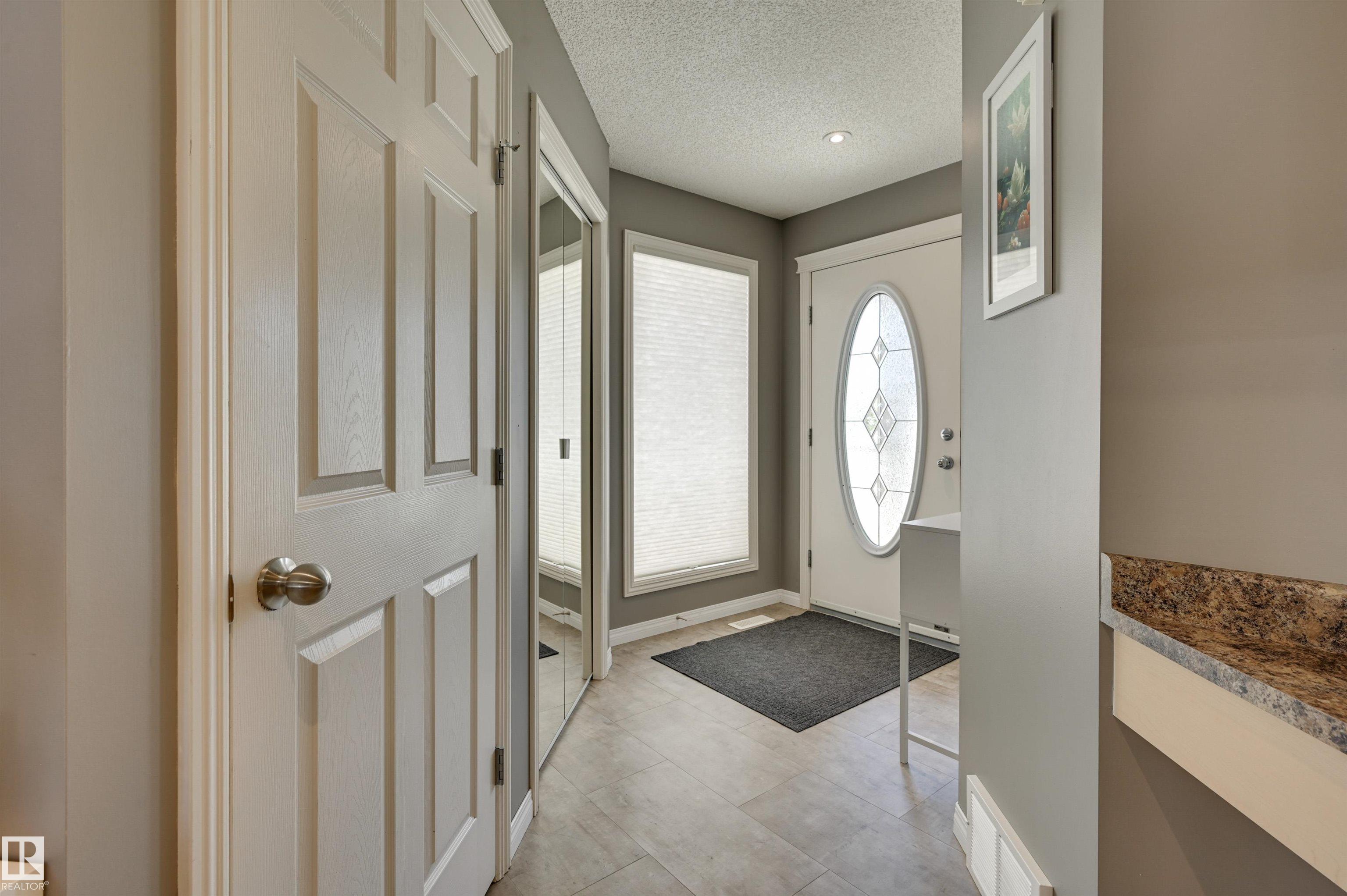 2208 Baker Close SW, Blackmud Creek, Edmonton
