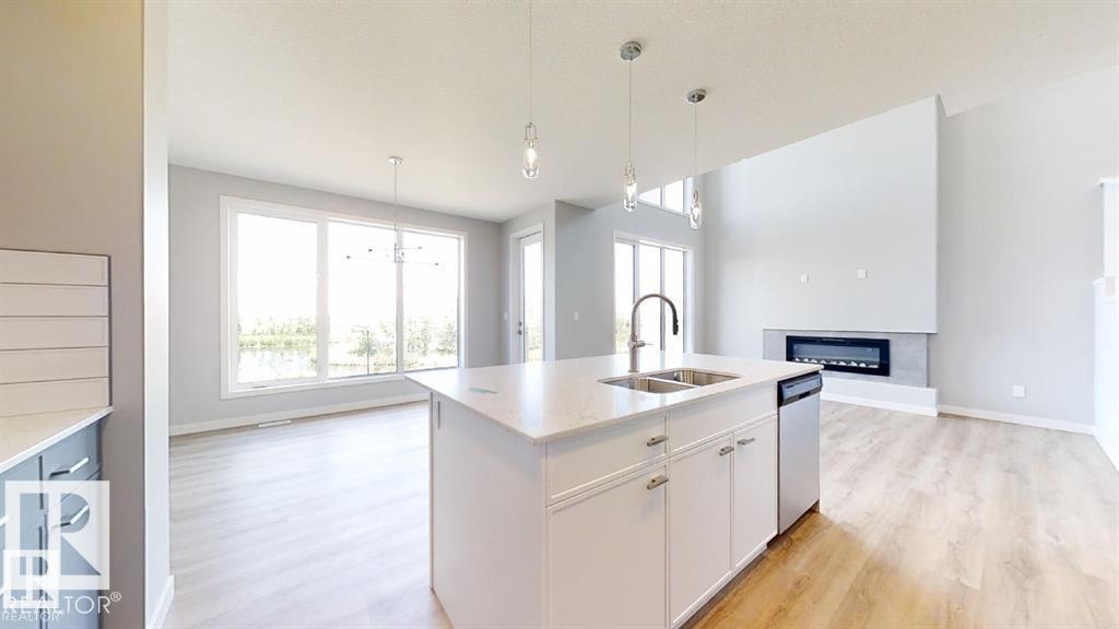 3918 3a Avenue SW, Charlesworth, Edmonton
