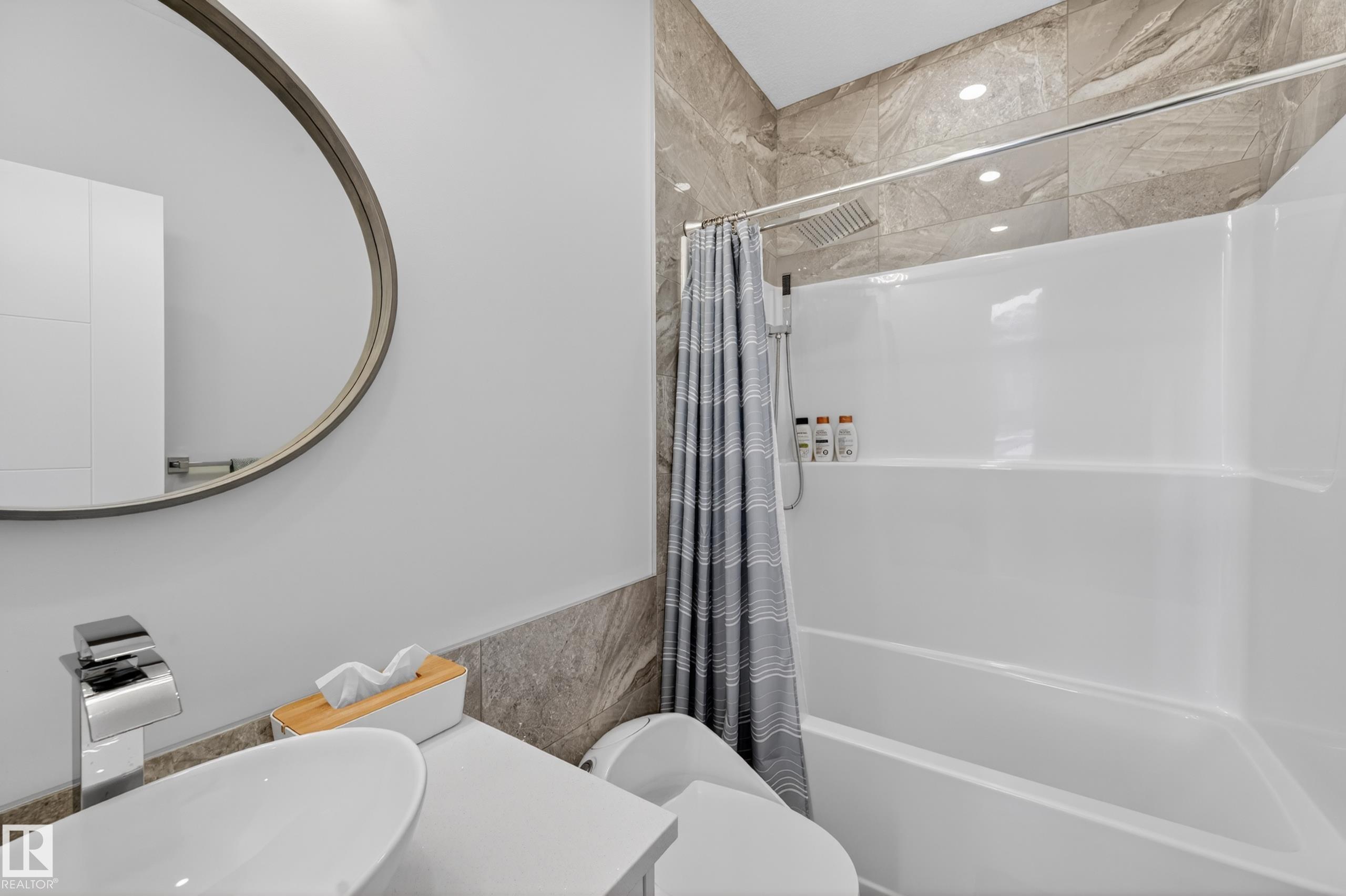 Photo 26 at 9108 64 Avenue NW, Hazeldean, Edmonton