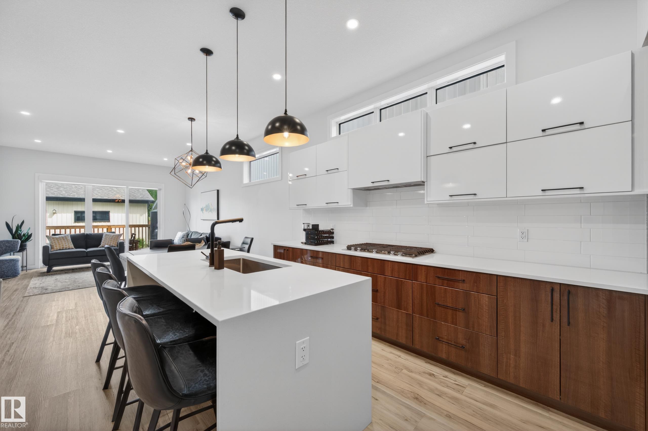 Photo 10 at 9108 64 Avenue NW, Hazeldean, Edmonton