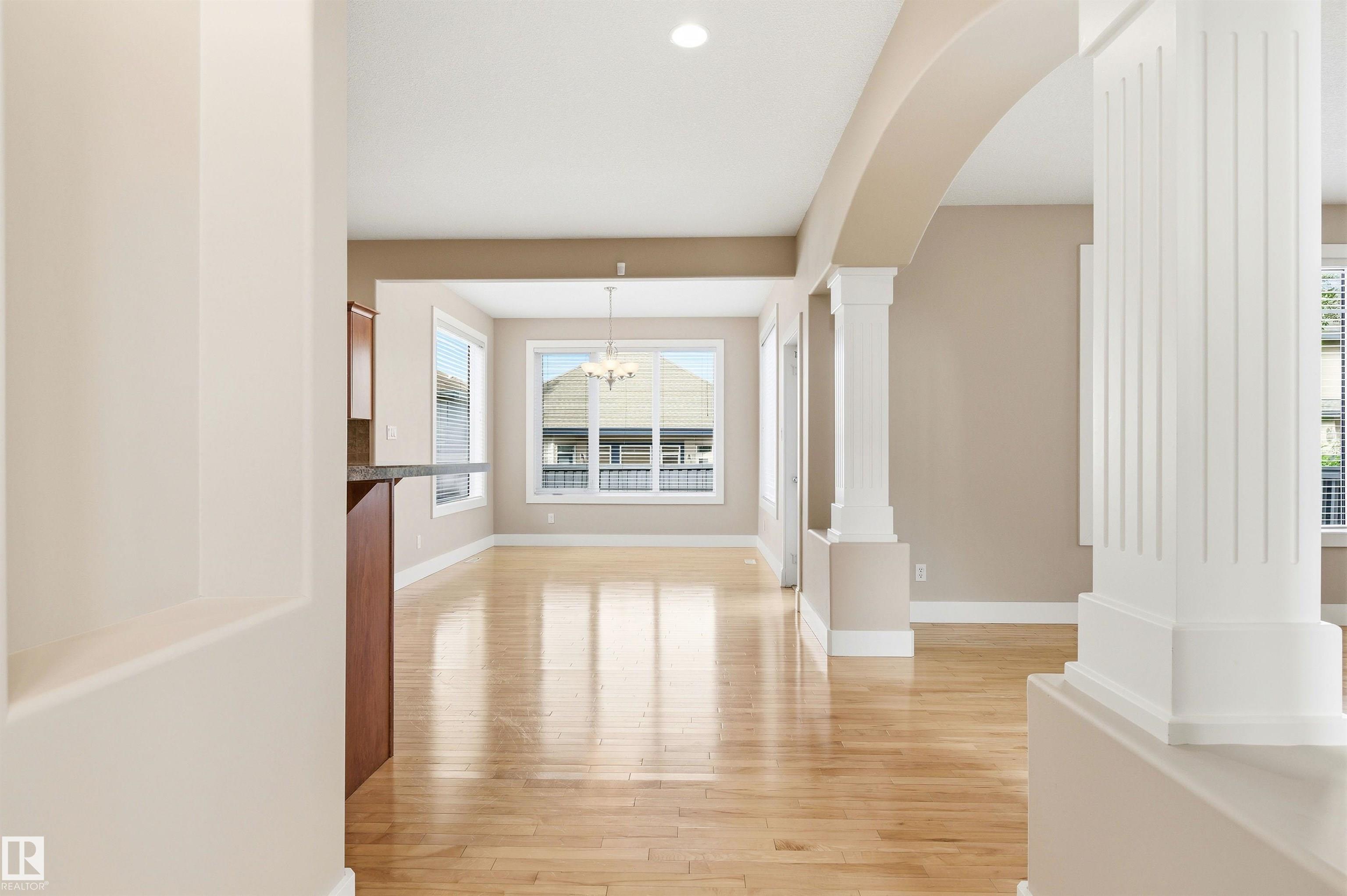 Photo 10 at 1512 Thorogood Close NW, Terwillegar Towne, Edmonton