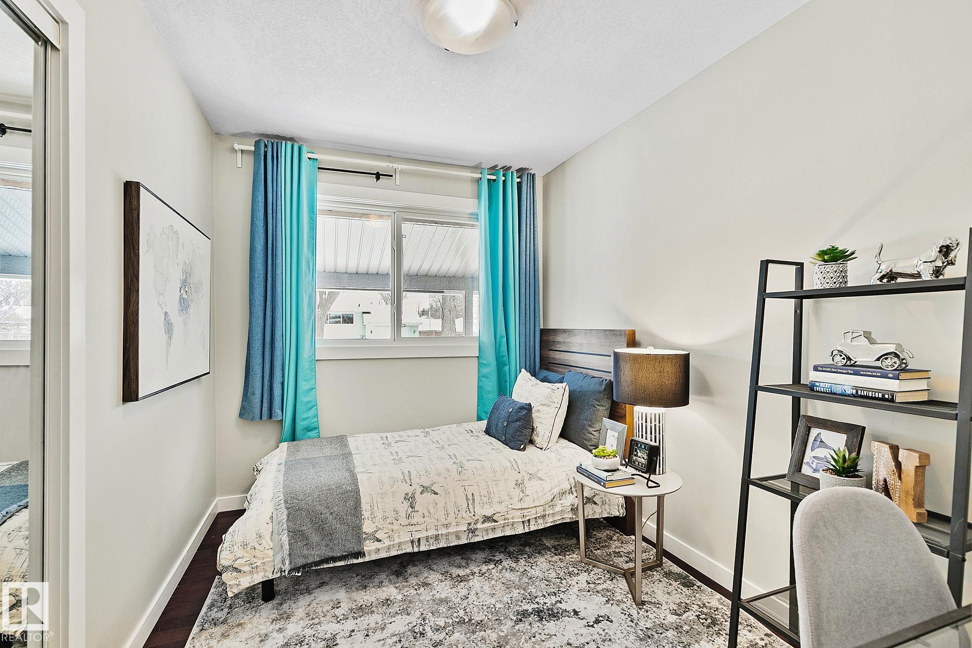 Photo 16 at 11334 52 Street NW, Highlands, Edmonton