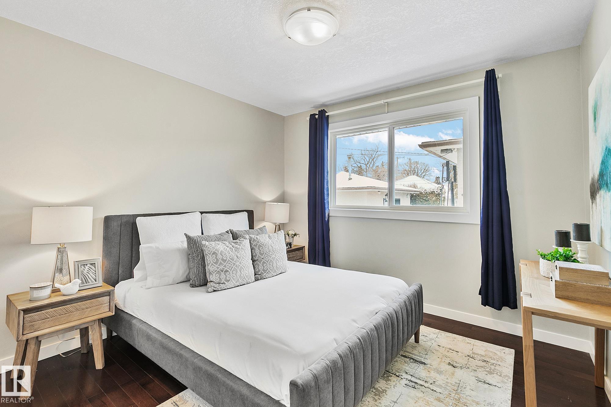 Photo 17 at 11334 52 Street NW, Highlands, Edmonton
