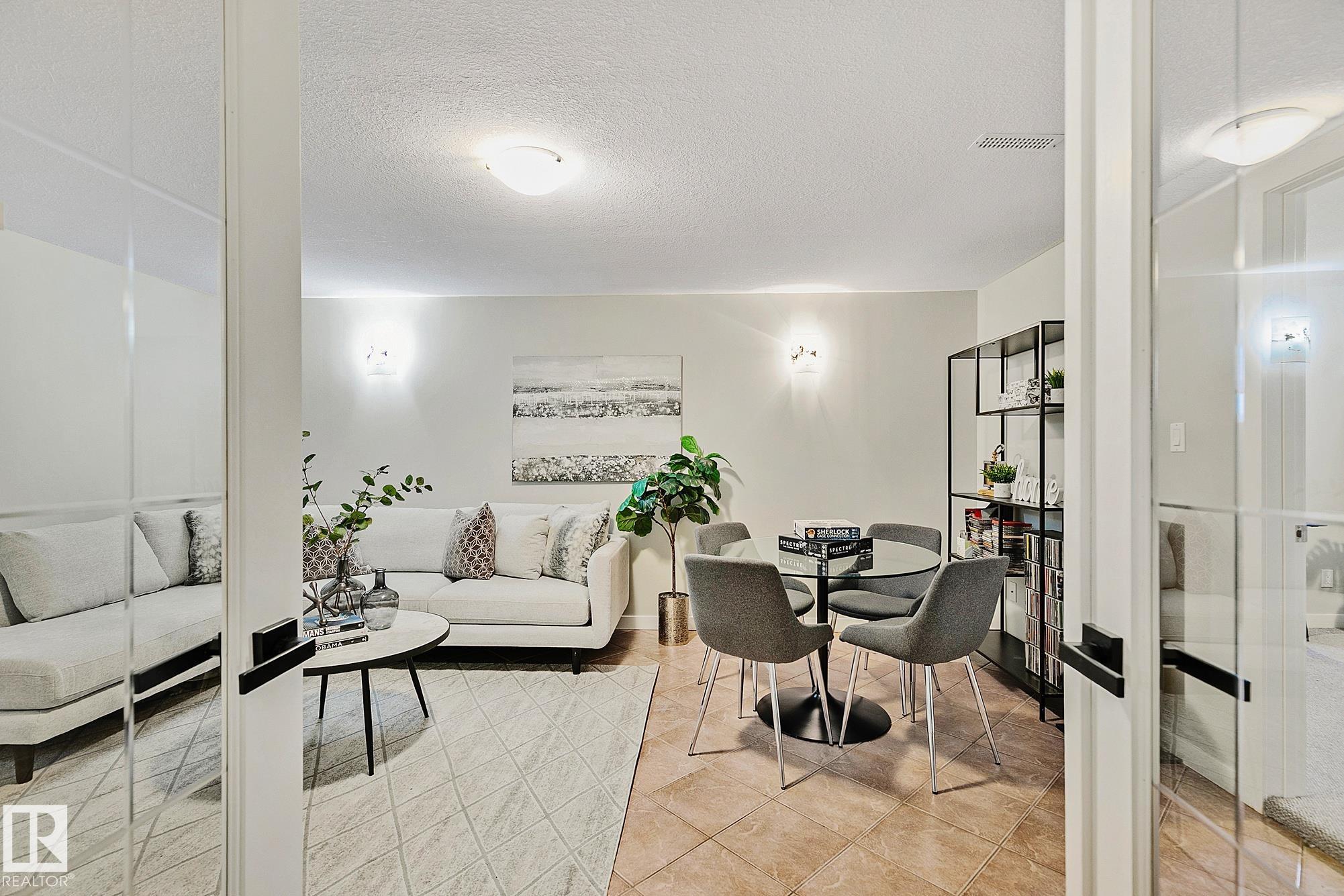 Photo 21 at 11334 52 Street NW, Highlands, Edmonton