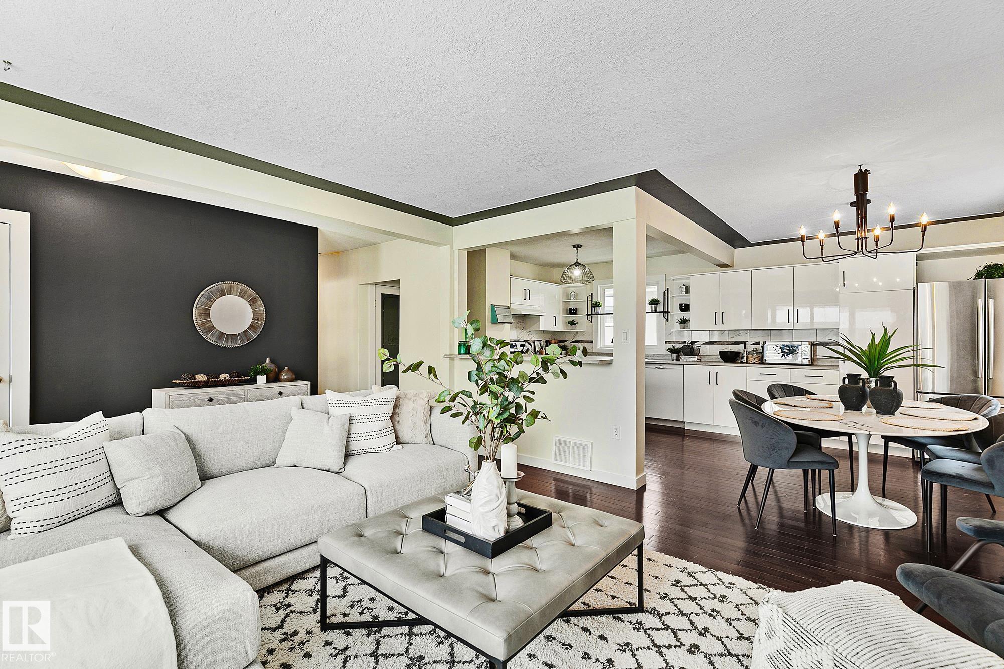Photo 8 at 11334 52 Street NW, Highlands, Edmonton