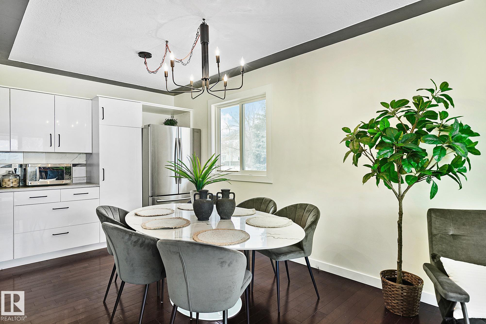 Photo 10 at 11334 52 Street NW, Highlands, Edmonton