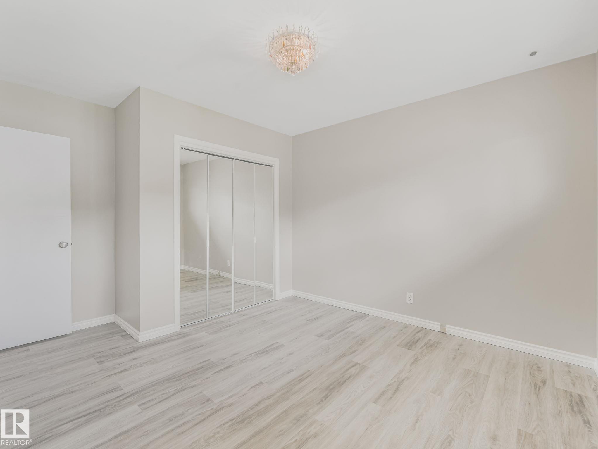 Photo 25 at 15916 88b Avenue NW, Meadowlark Park, Edmonton