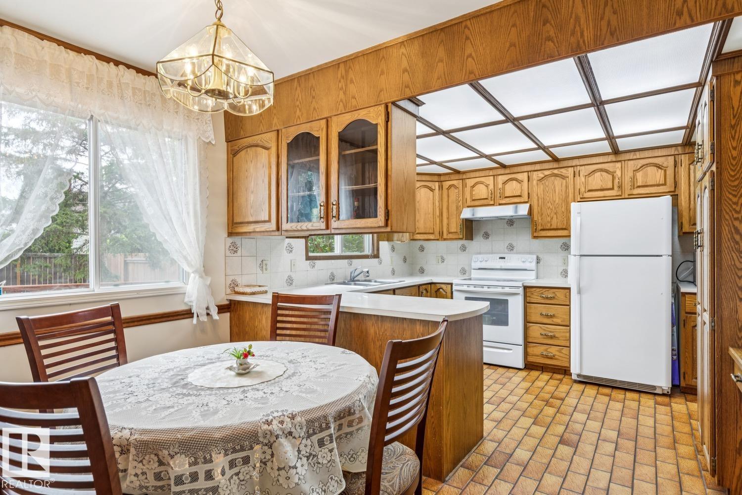 Photo 12 at 11216 21 Avenue NW, Skyrattler, Edmonton