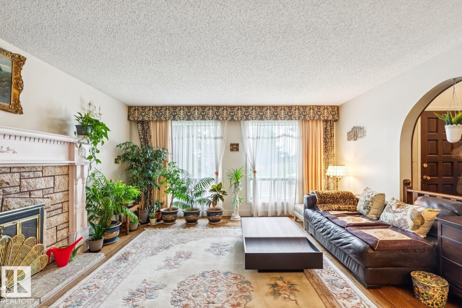11216 21 Avenue NW, Skyrattler, Edmonton