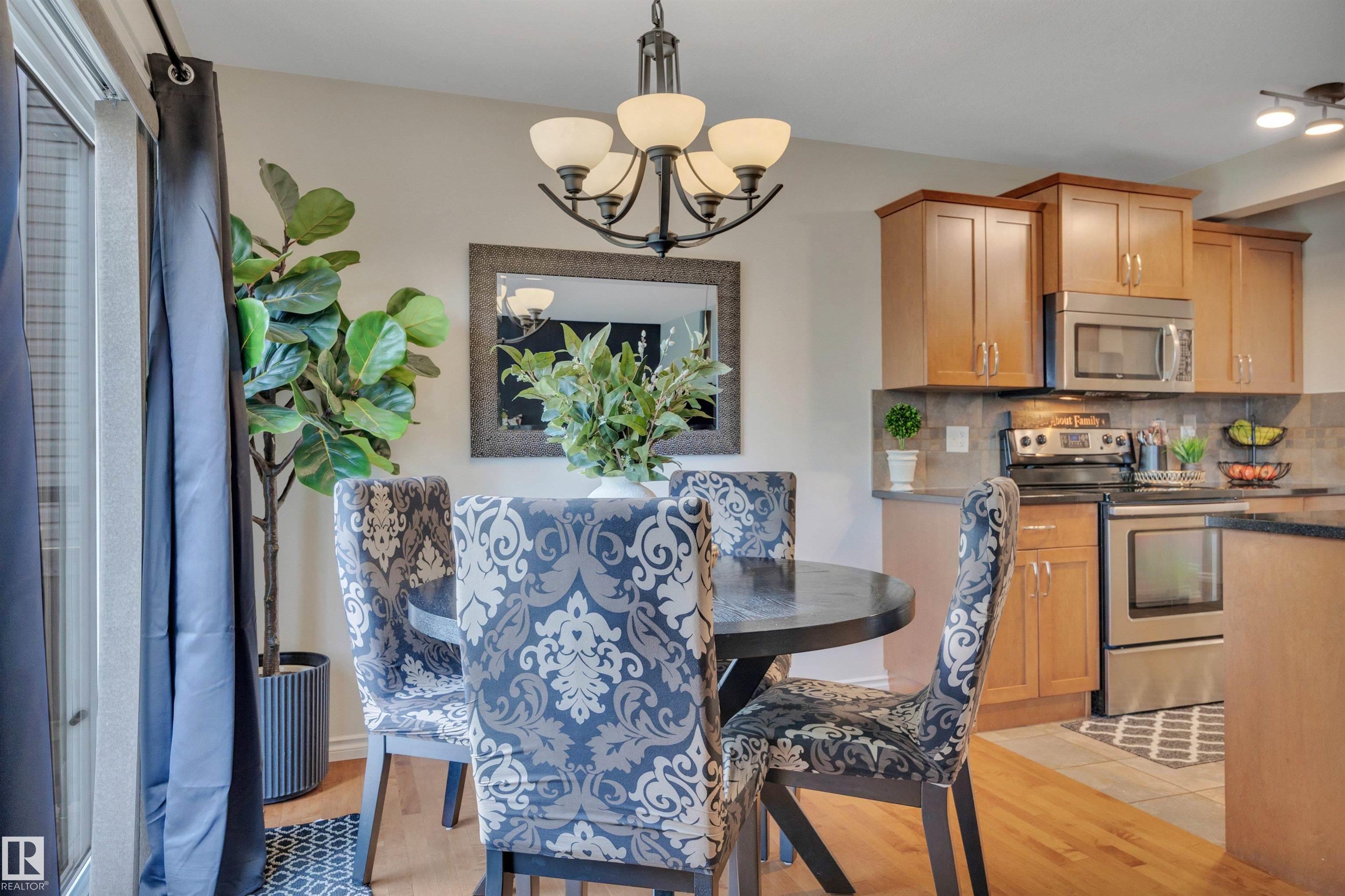 Photo 11 at 52 Selkirk Place, Suntree, Leduc