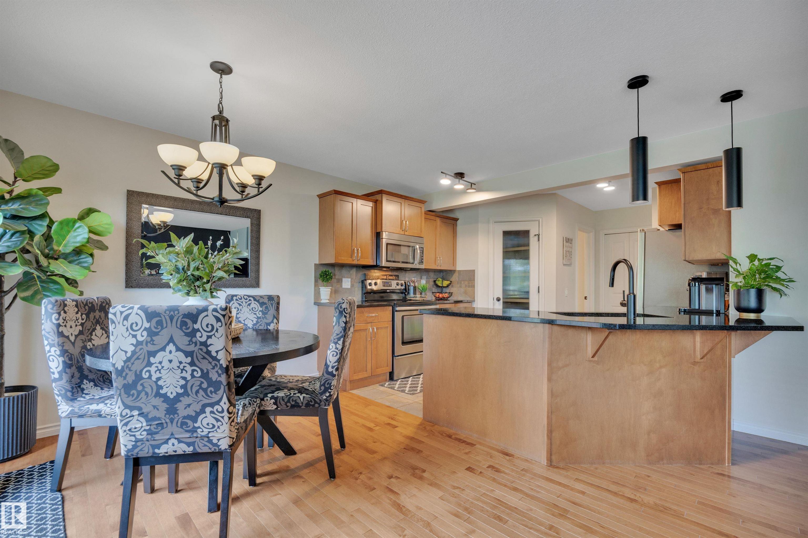 Photo 12 at 52 Selkirk Place, Suntree, Leduc