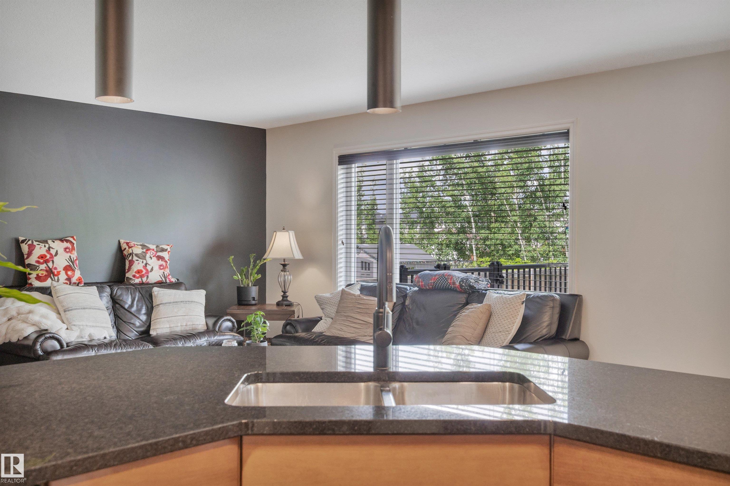 Photo 17 at 52 Selkirk Place, Suntree, Leduc