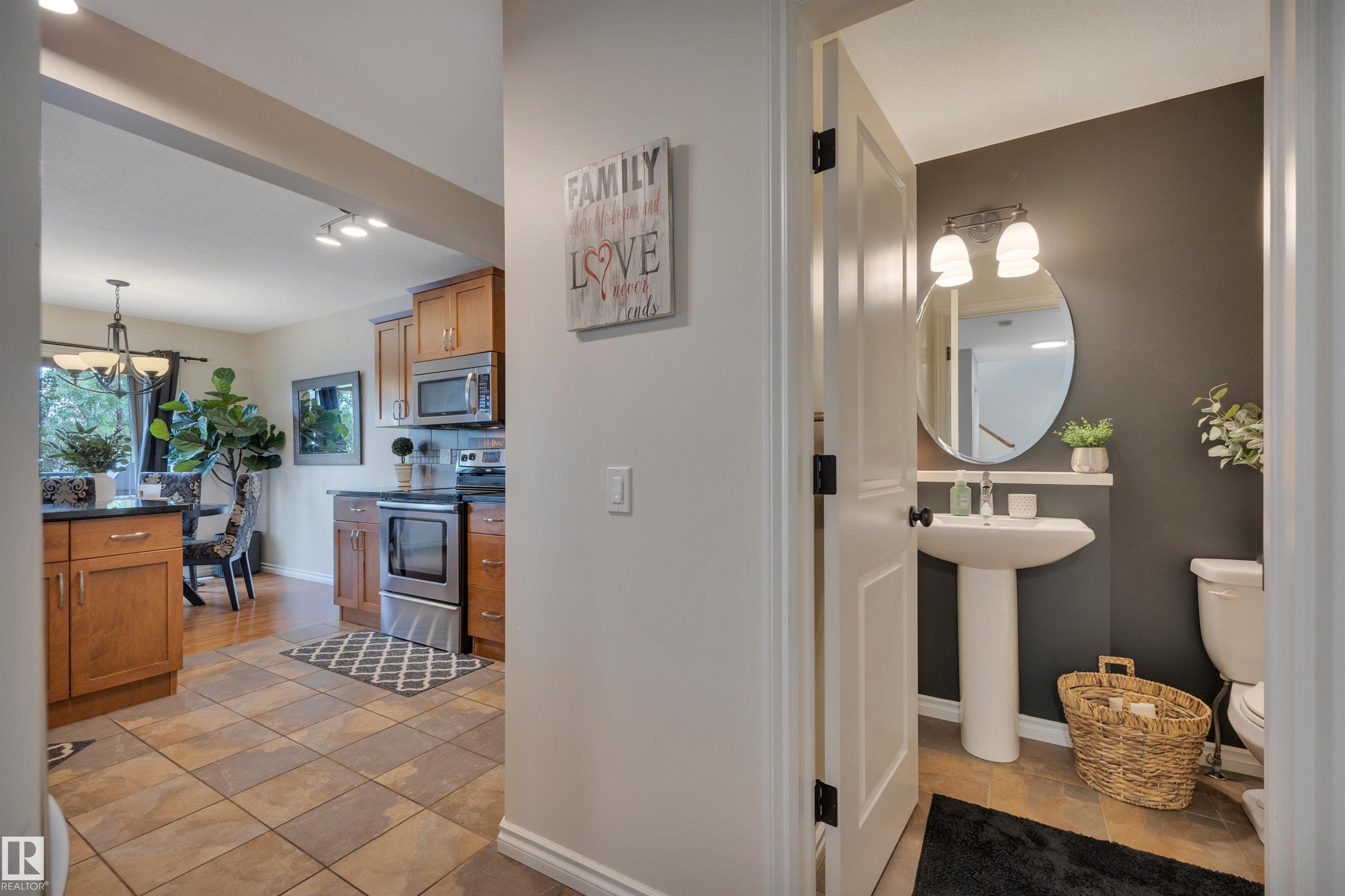 Photo 19 at 52 Selkirk Place, Suntree, Leduc