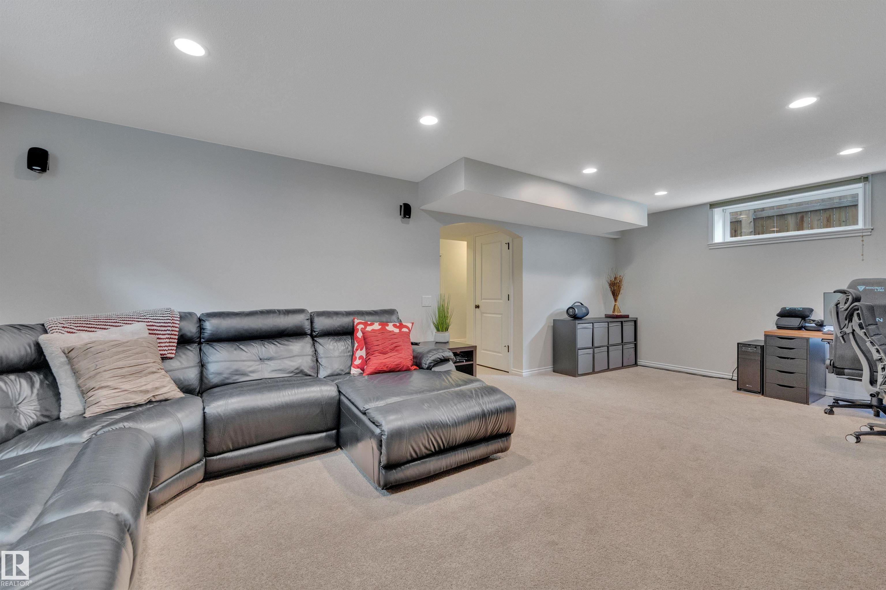 Photo 40 at 52 Selkirk Place, Suntree, Leduc