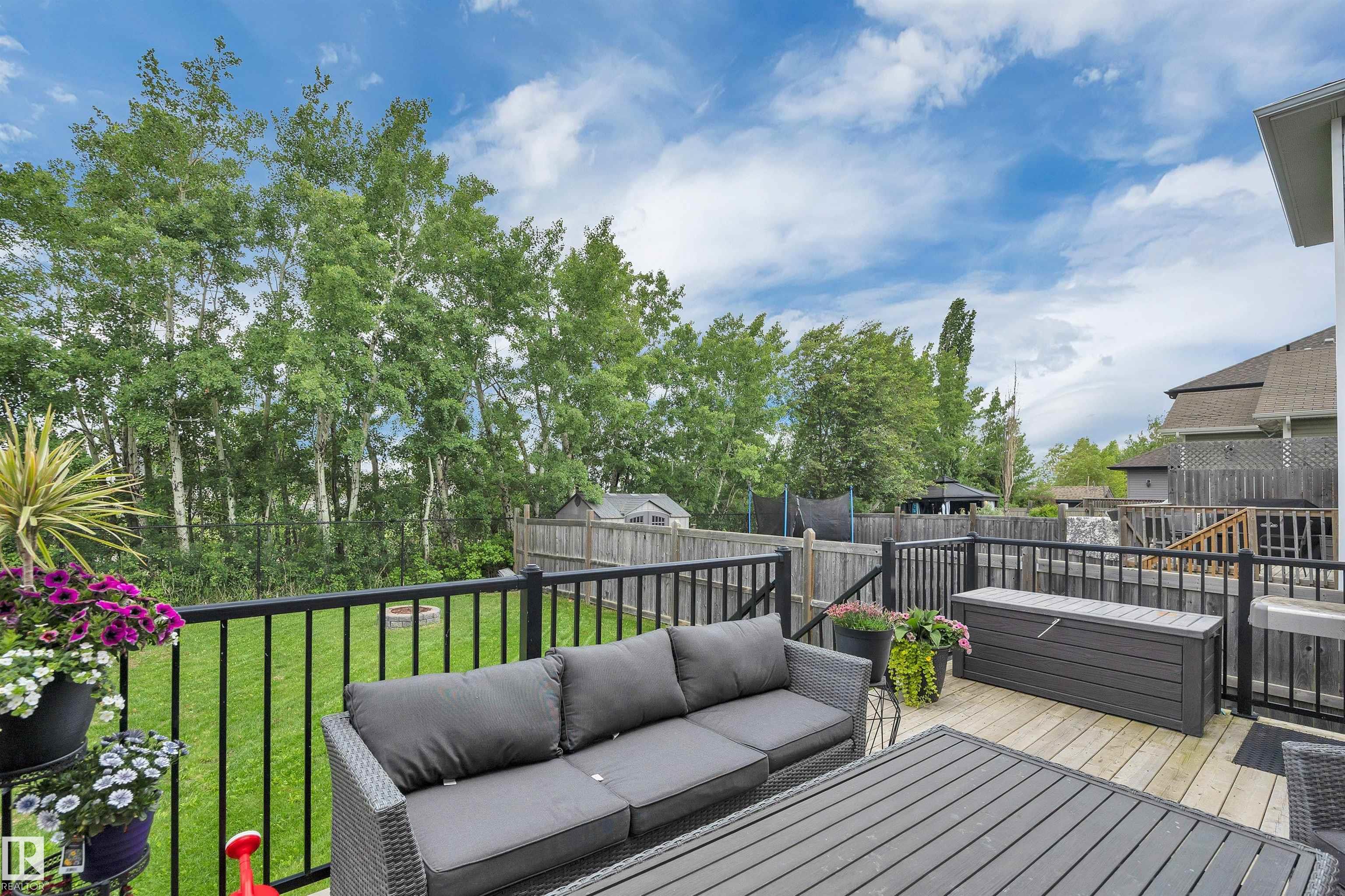 Photo 46 at 52 Selkirk Place, Suntree, Leduc