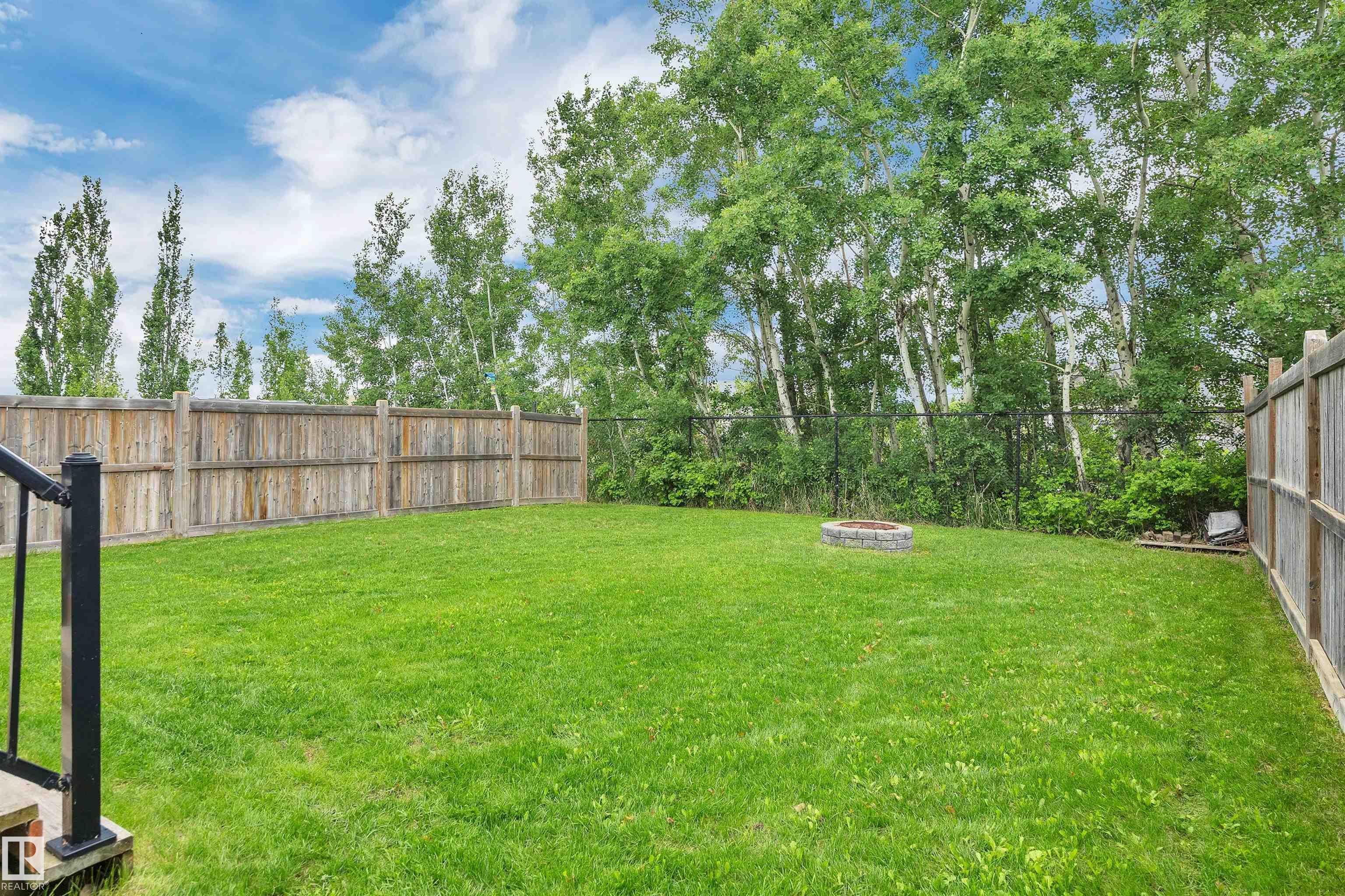 Photo 47 at 52 Selkirk Place, Suntree, Leduc