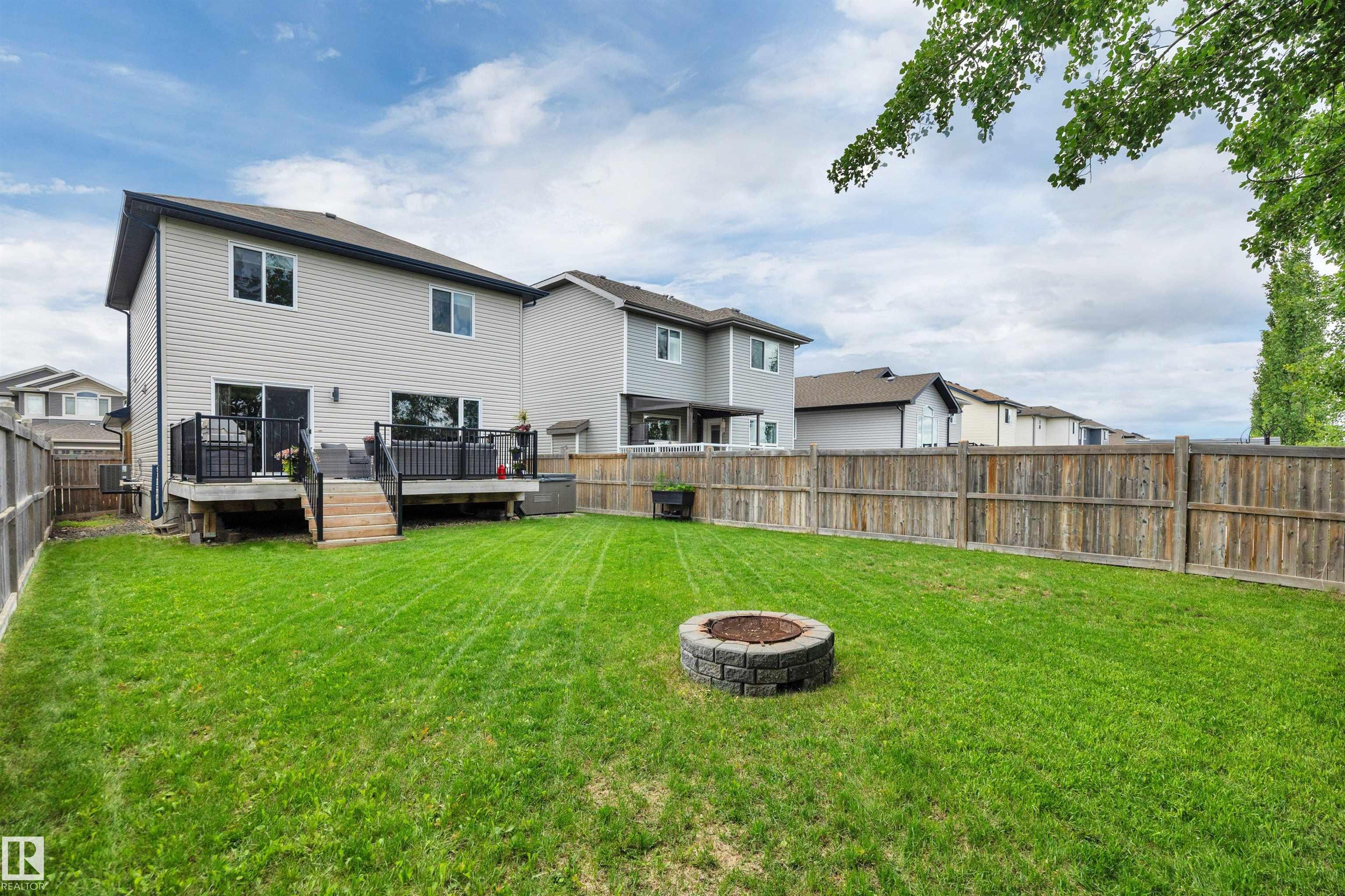 Photo 49 at 52 Selkirk Place, Suntree, Leduc
