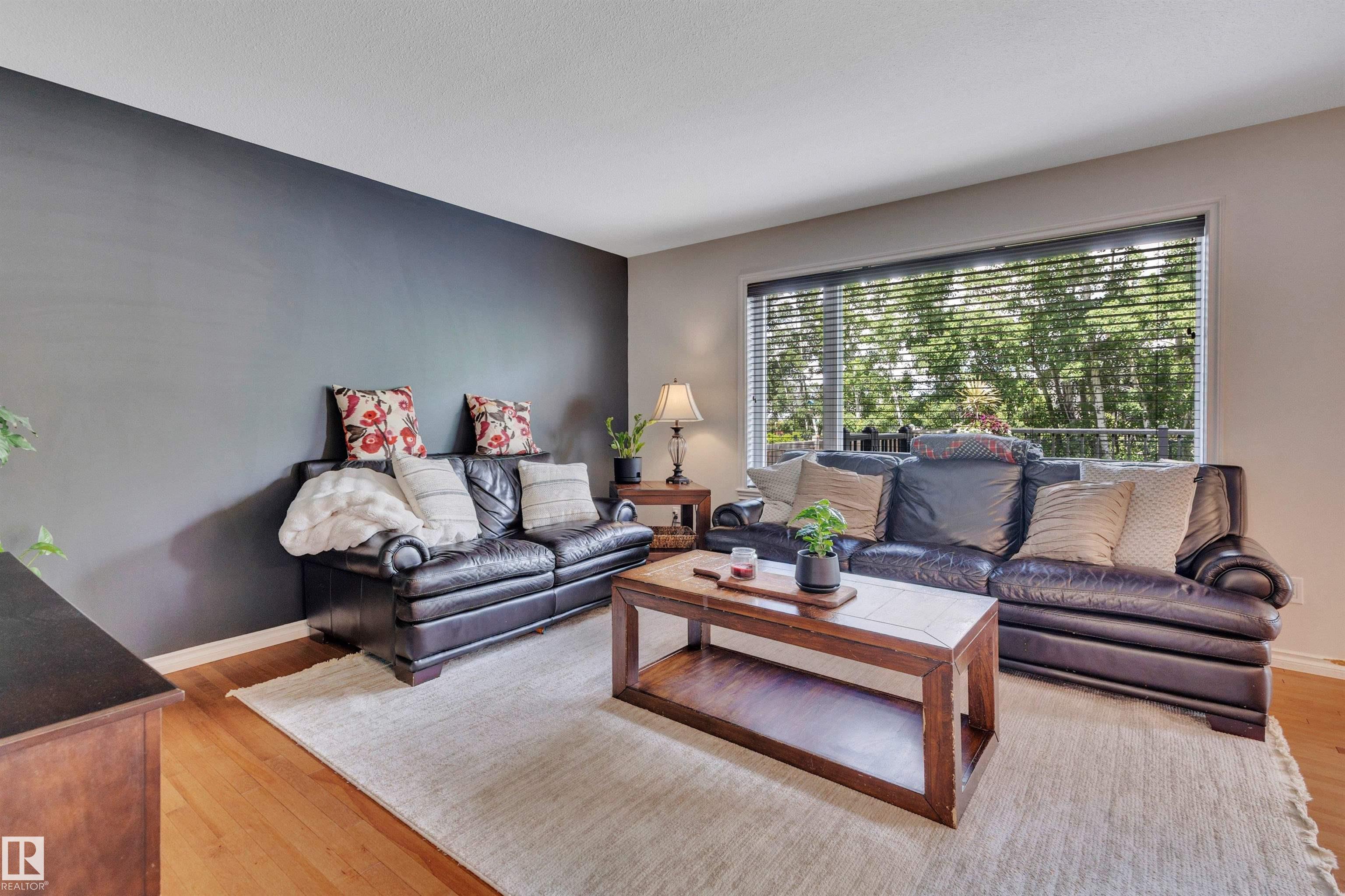 Photo 7 at 52 Selkirk Place, Suntree, Leduc