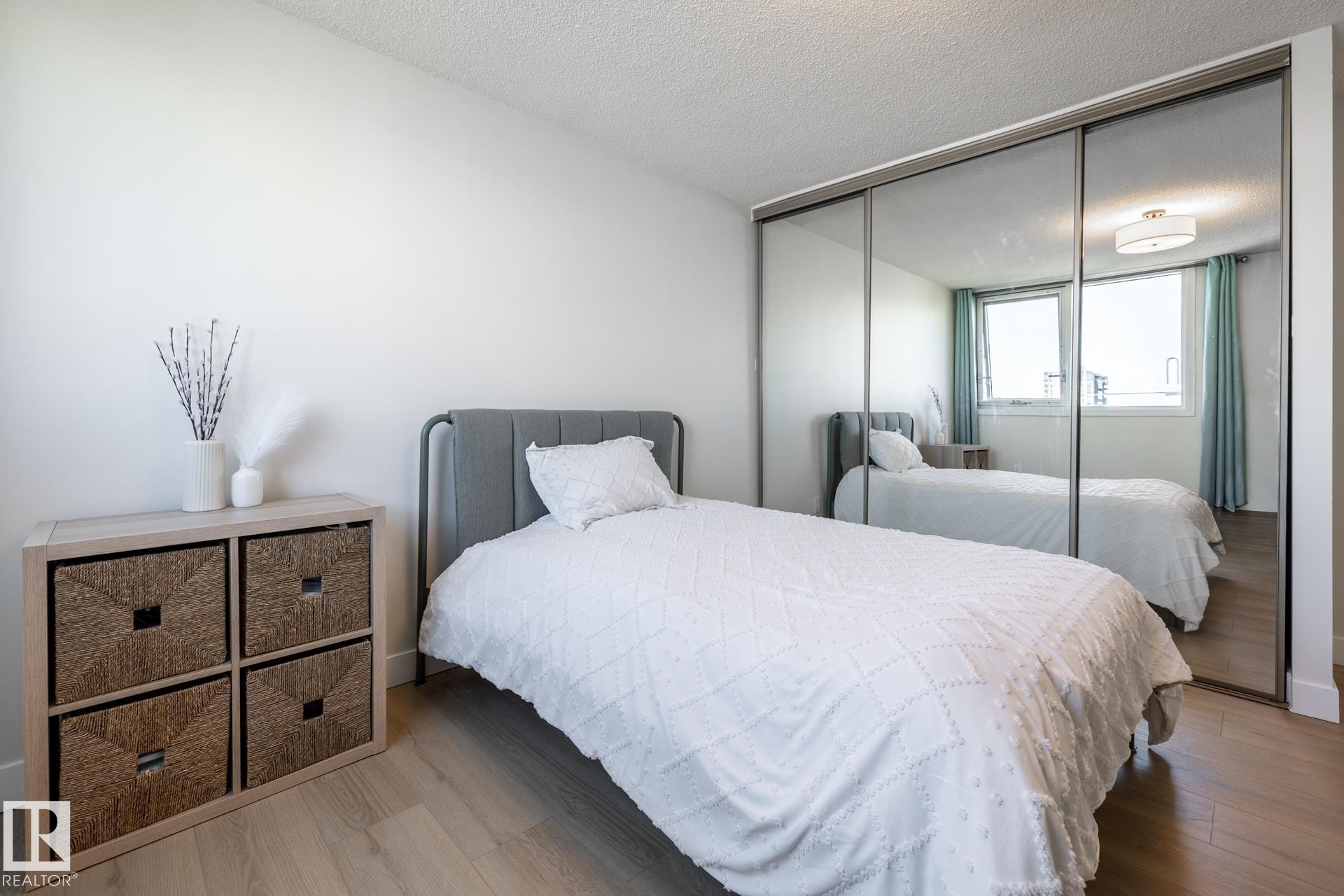Photo 33 at 807 - 10011 116 Street NW, Wîhkwêntôwin, Edmonton