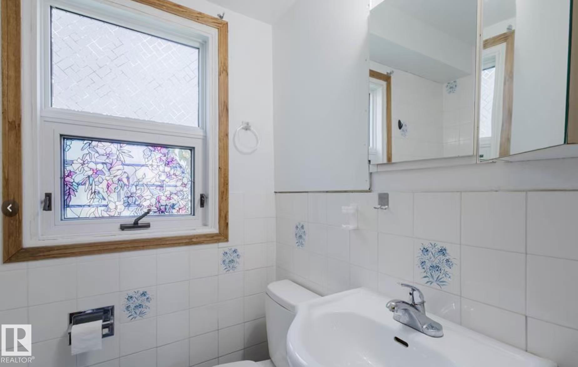 10948 75 Avenue NW, McKernan, Edmonton