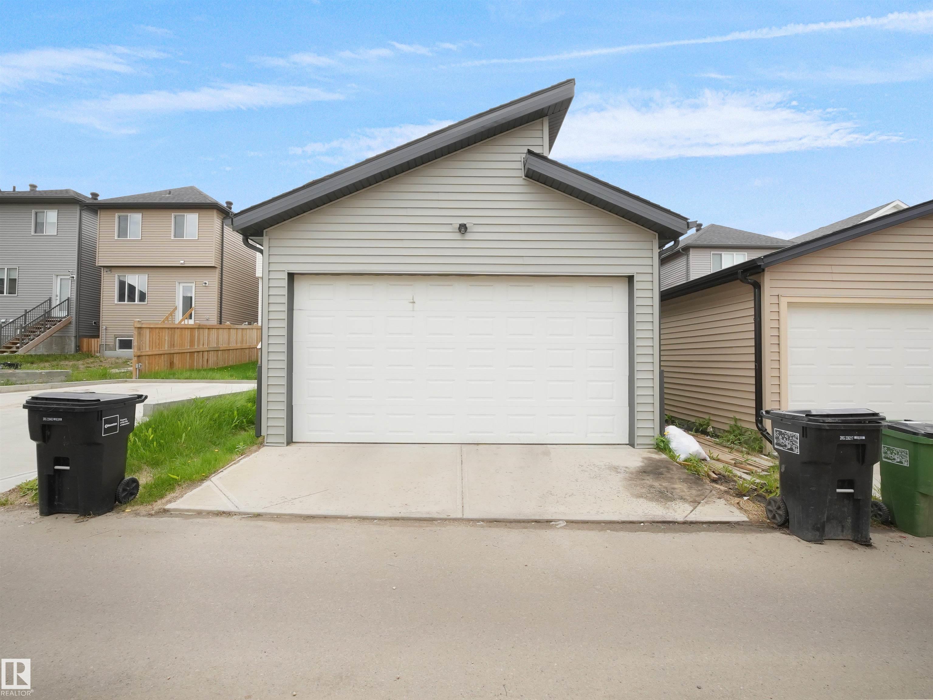 Photo 12 at 5022 Kinney Link SW, Keswick, Edmonton