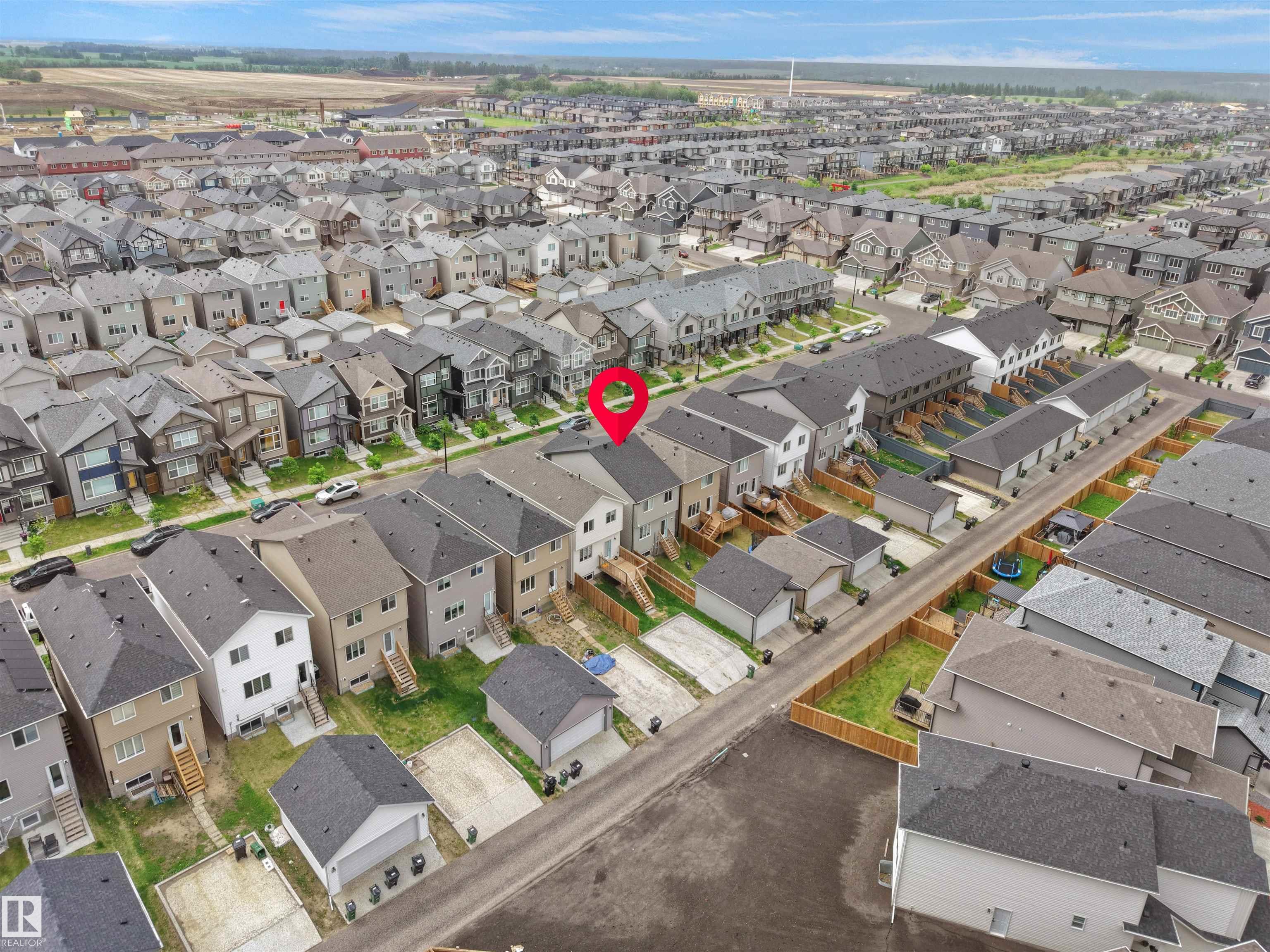Photo 7 at 5022 Kinney Link SW, Keswick, Edmonton