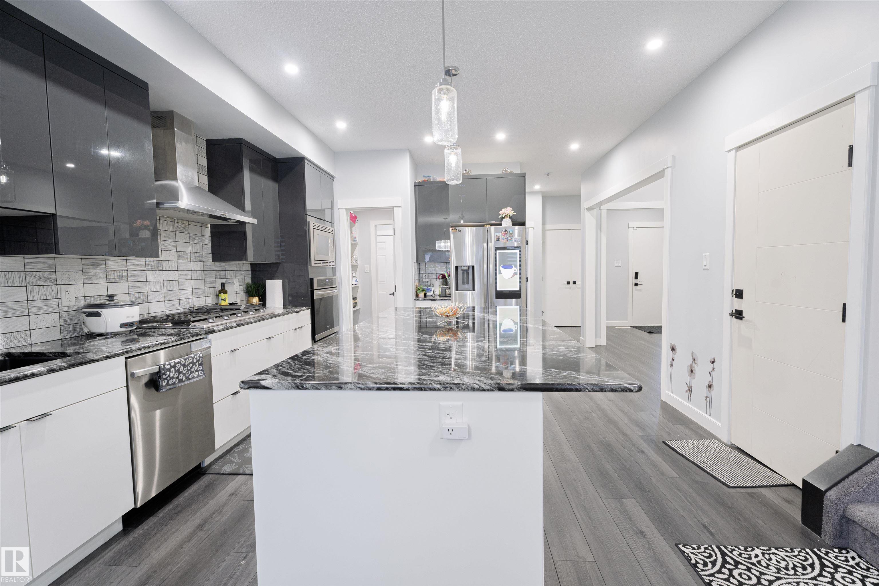 Photo 17 at 1033 Christie Vista SW, Cavanagh, Edmonton