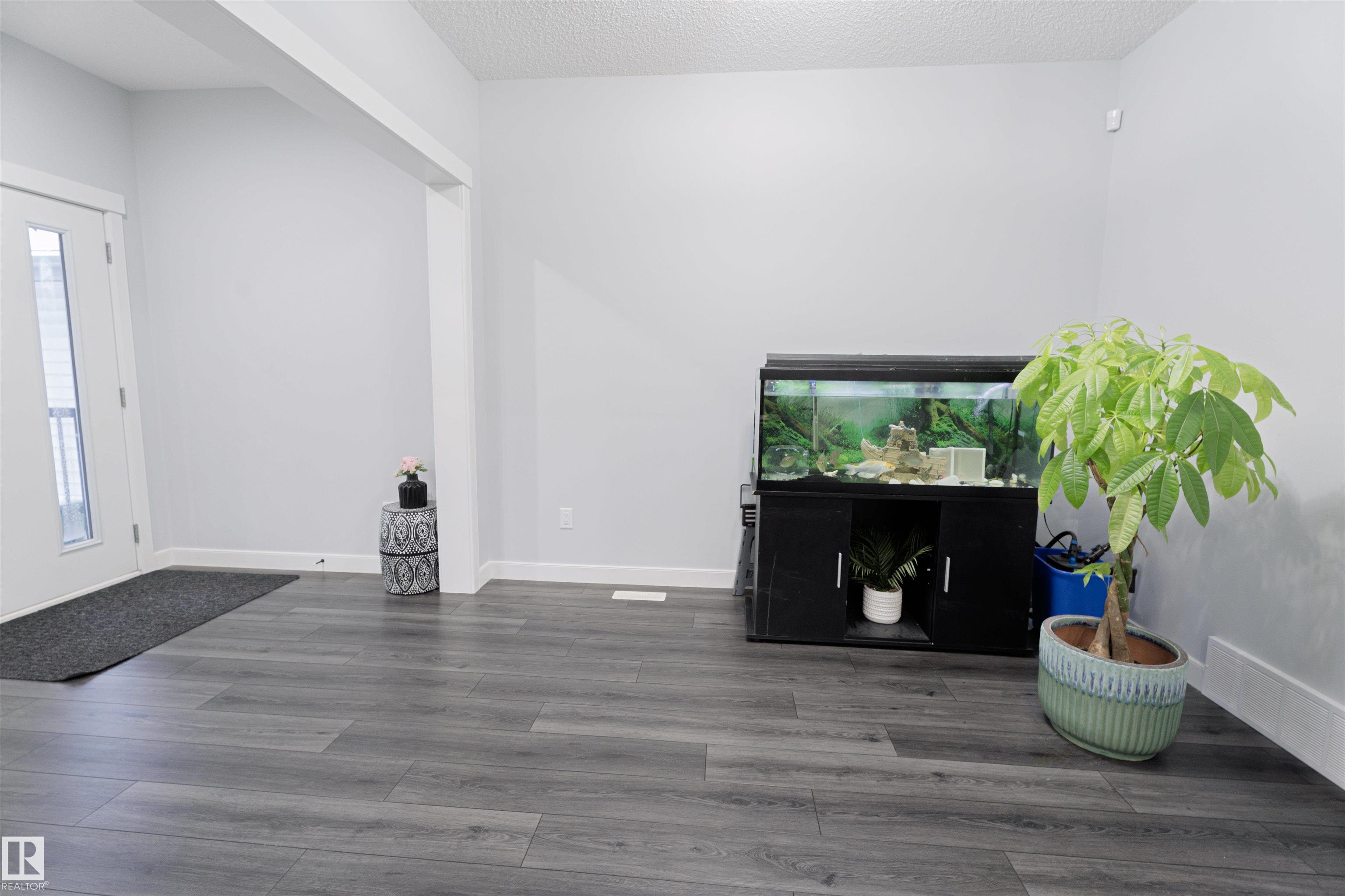 Photo 8 at 1033 Christie Vista SW, Cavanagh, Edmonton