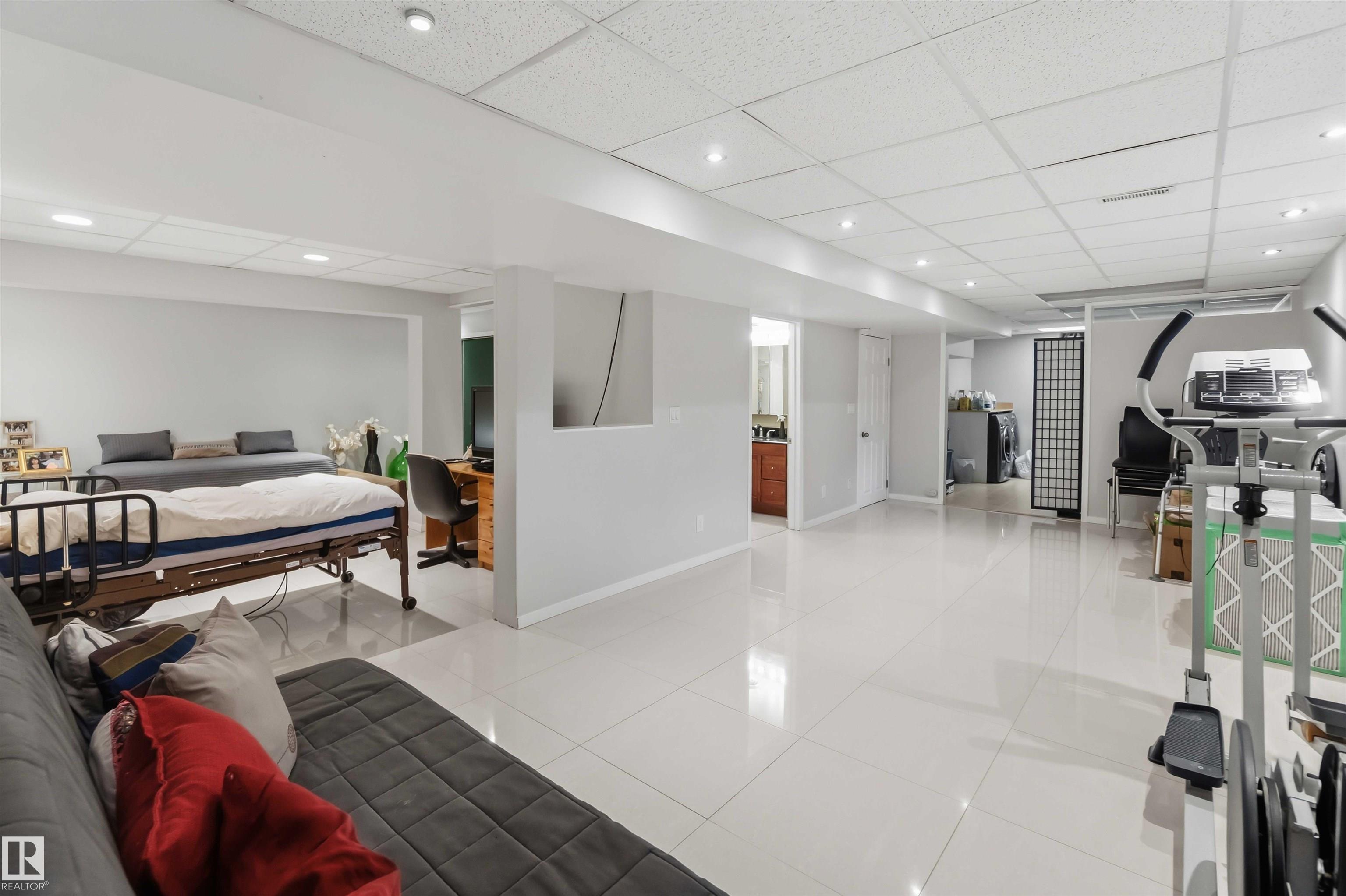 Photo 38 at 1832 104a Street NW, Keheewin, Edmonton
