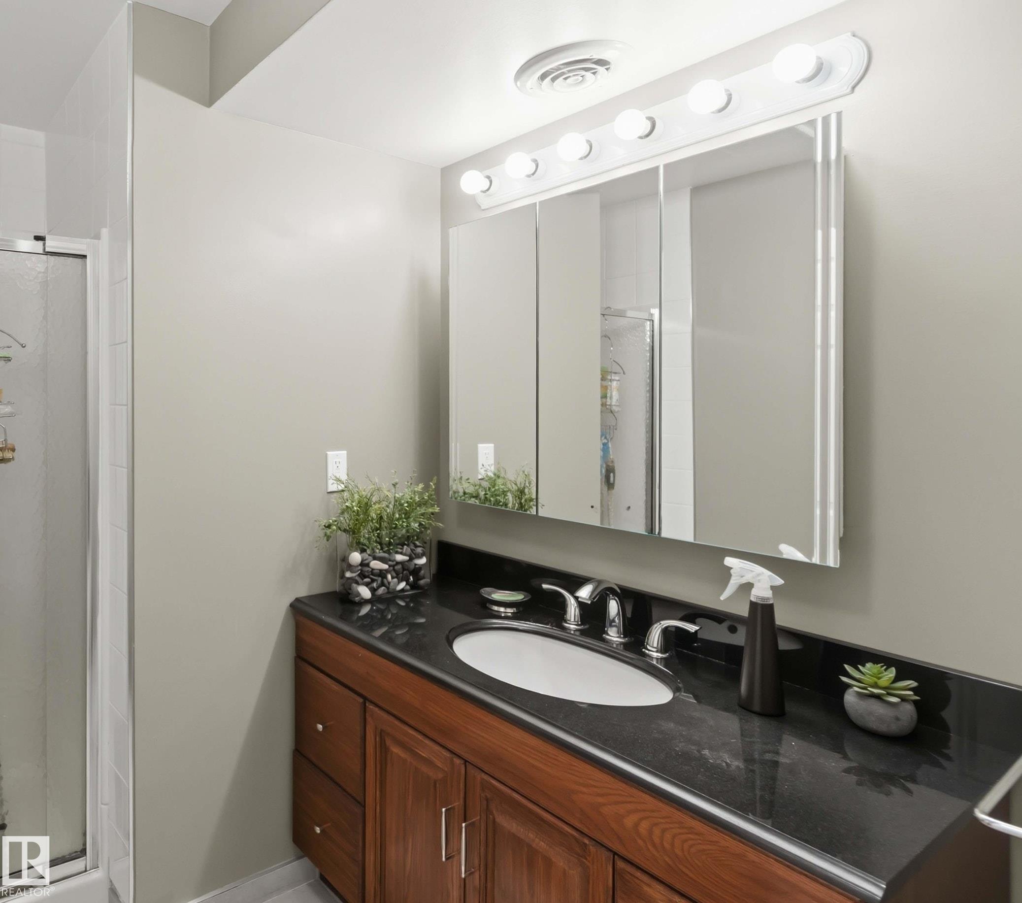 Photo 41 at 1832 104a Street NW, Keheewin, Edmonton