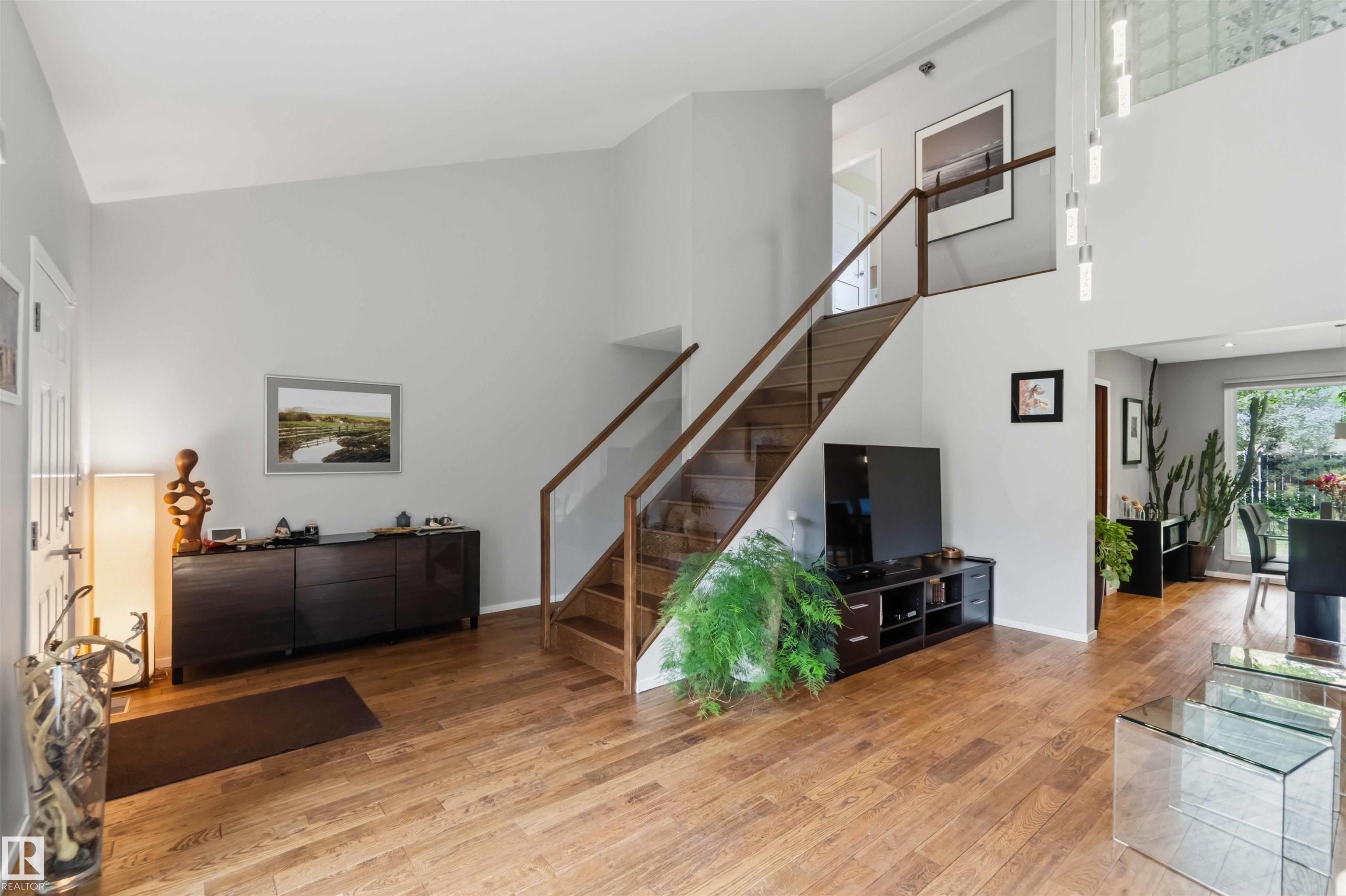 Photo 8 at 1832 104a Street NW, Keheewin, Edmonton