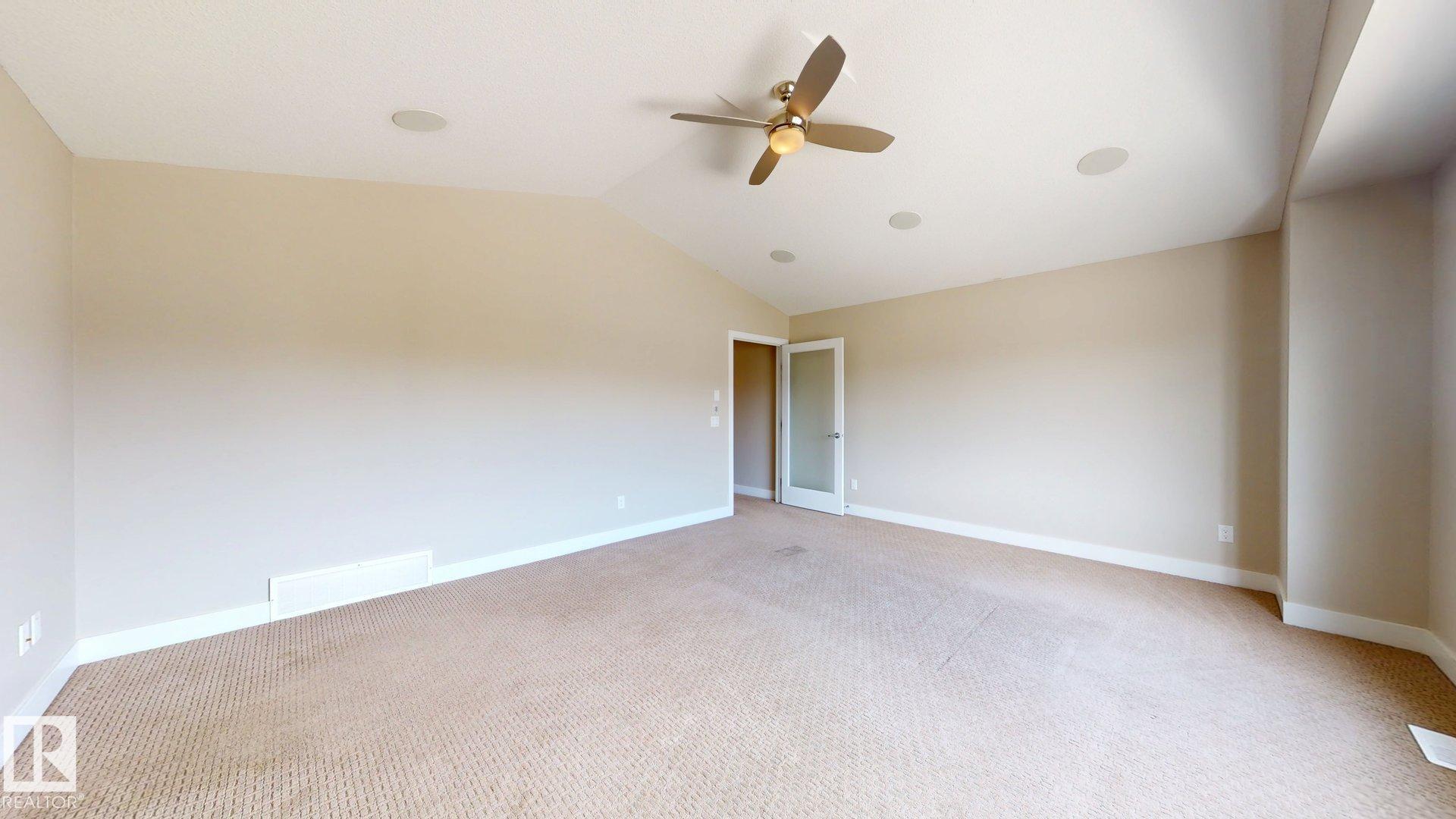 Photo 22 at 4016 8 Street NW, Maple Crest, Edmonton