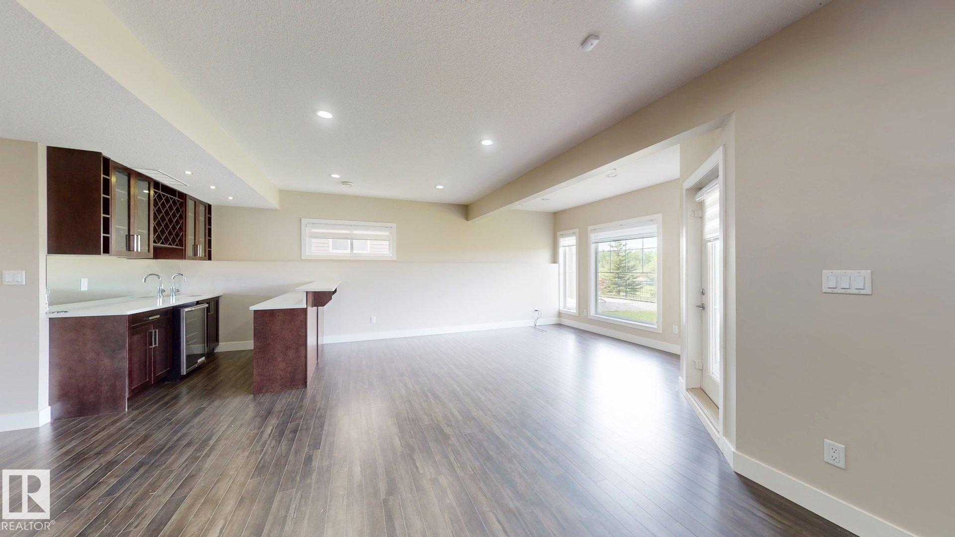 Photo 43 at 4016 8 Street NW, Maple Crest, Edmonton