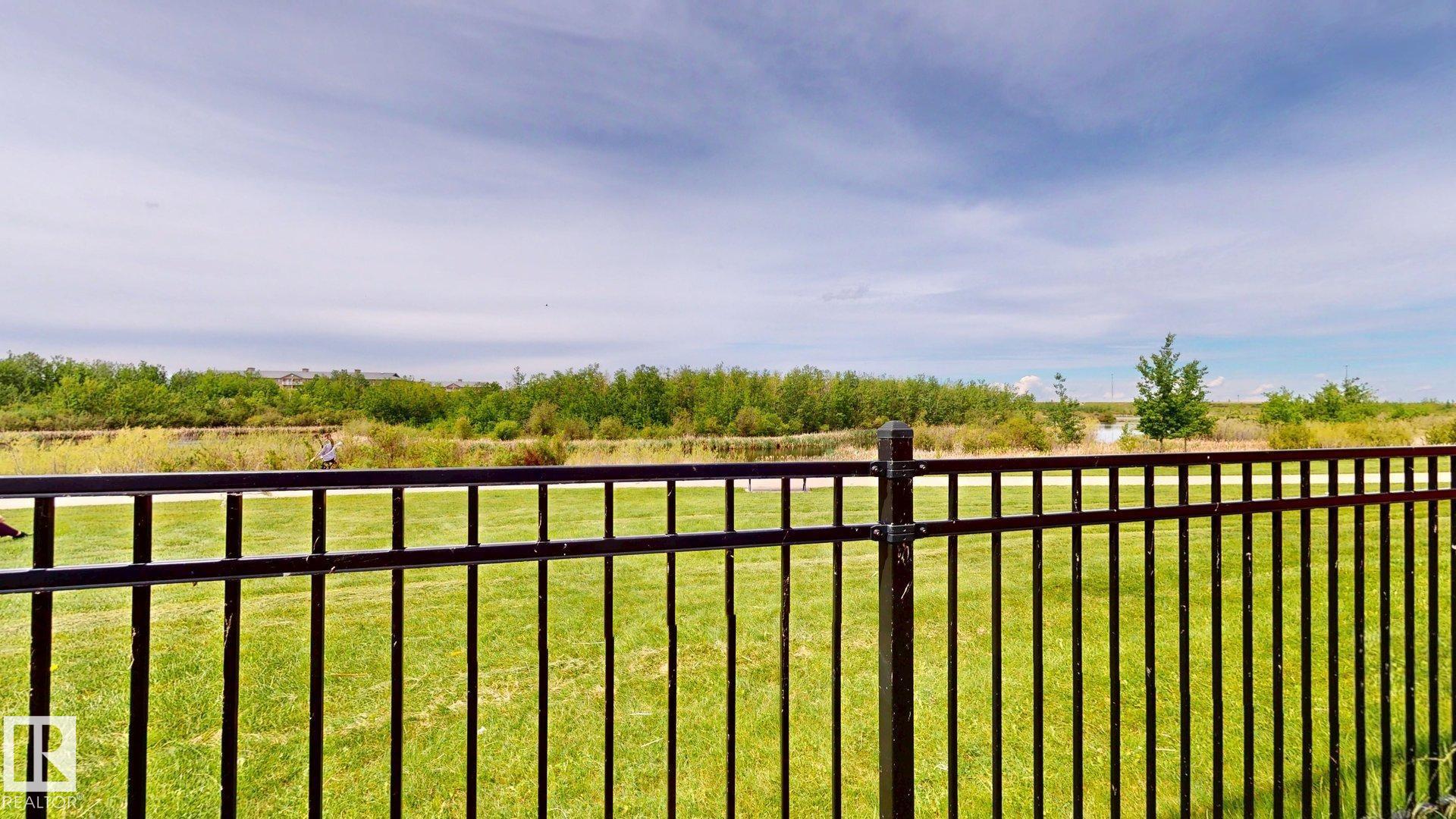 Photo 54 at 4016 8 Street NW, Maple Crest, Edmonton