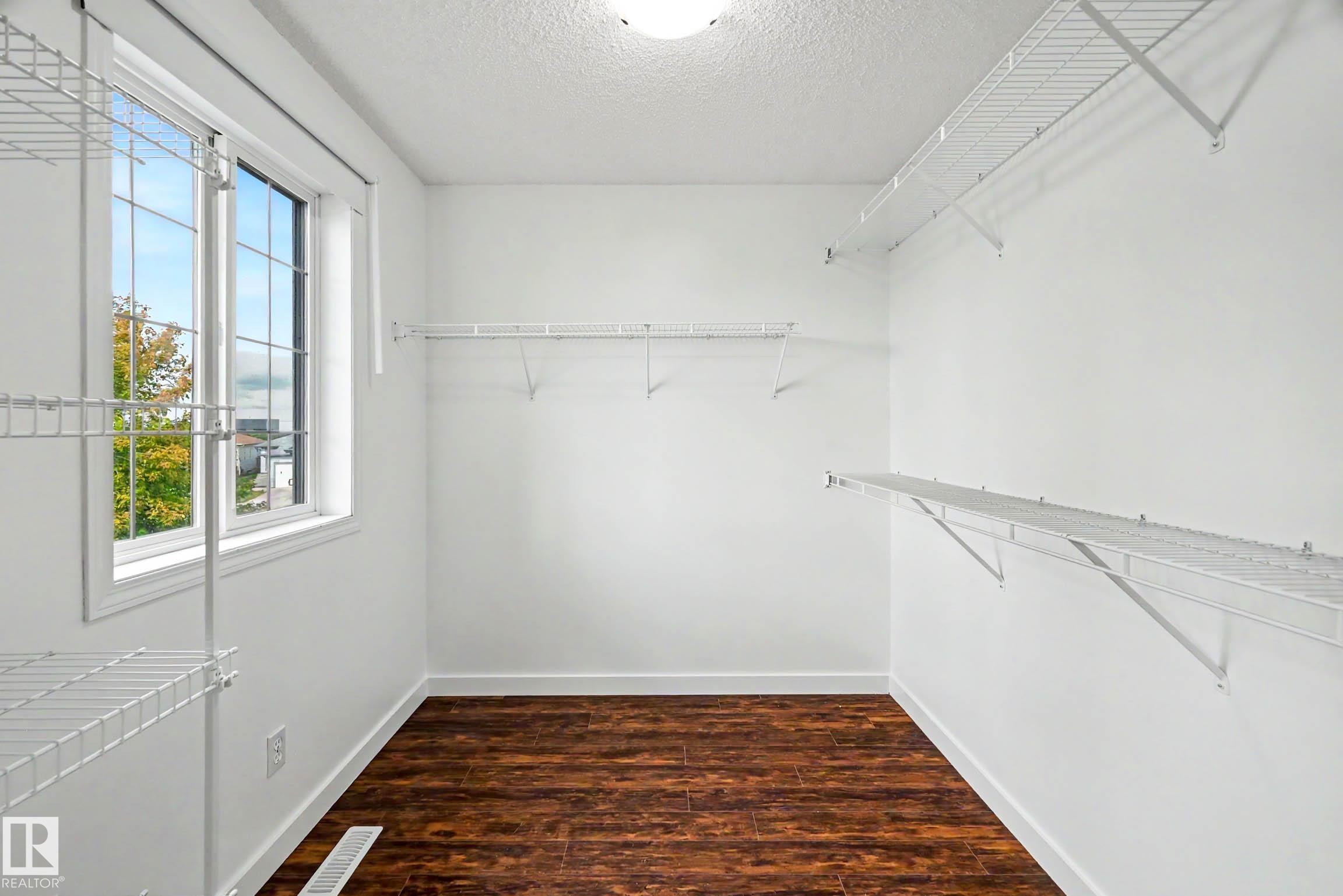 Photo 22 at 14014 158a Avenue NW, Carlton, Edmonton