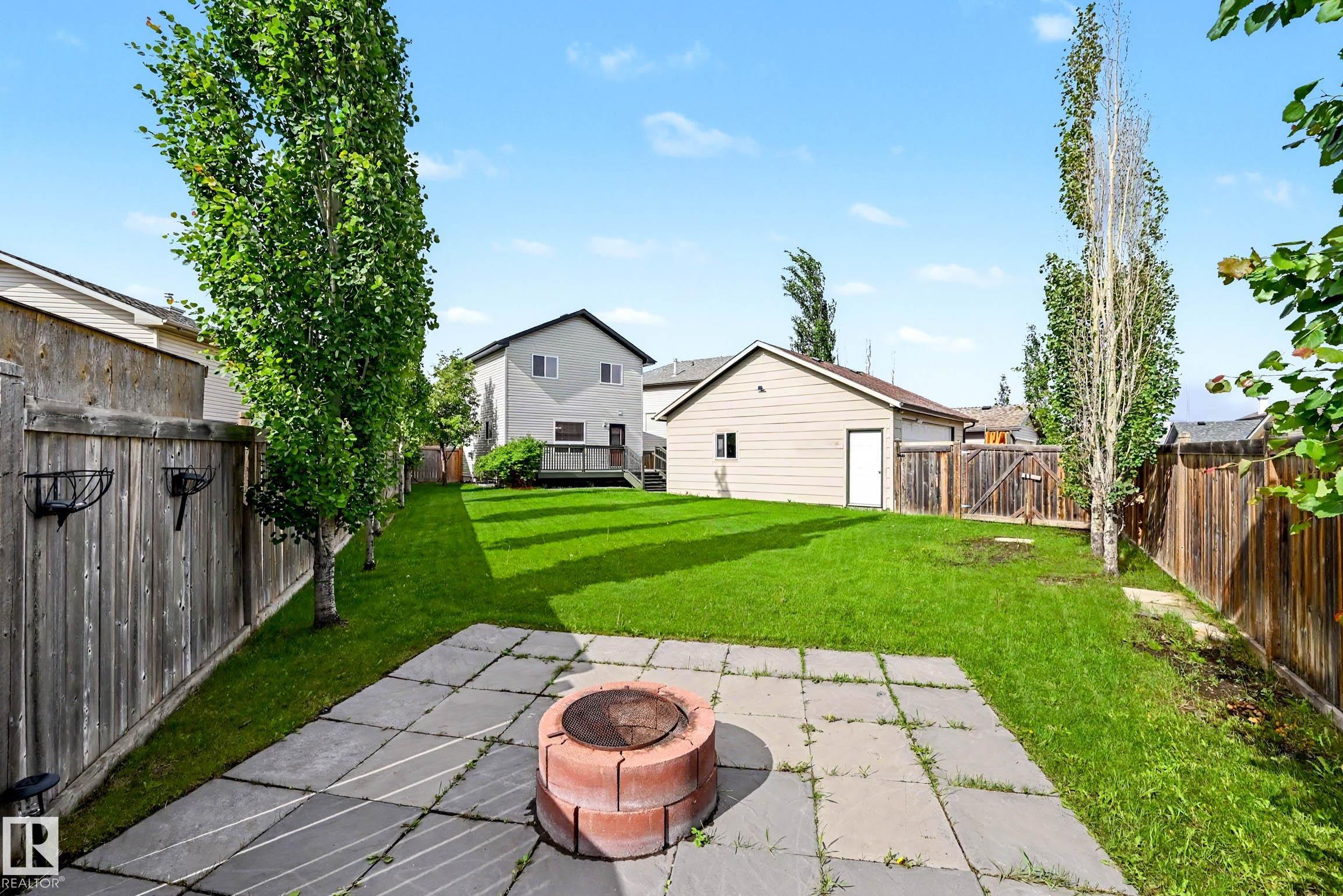 Photo 37 at 14014 158a Avenue NW, Carlton, Edmonton