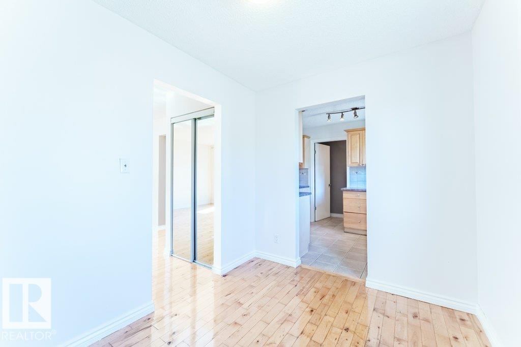Photo 13 at 13863 114 Street NW, Carlisle, Edmonton