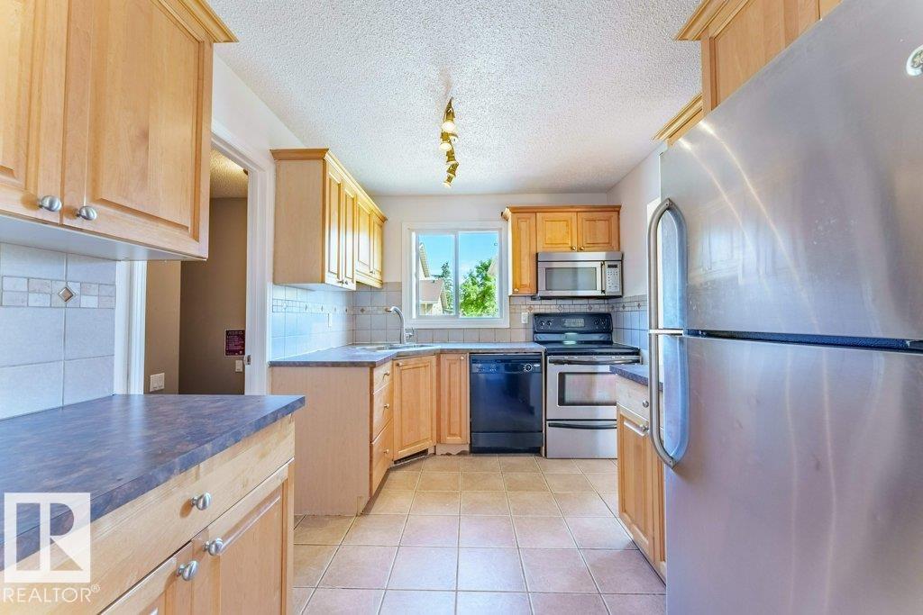 Photo 14 at 13863 114 Street NW, Carlisle, Edmonton